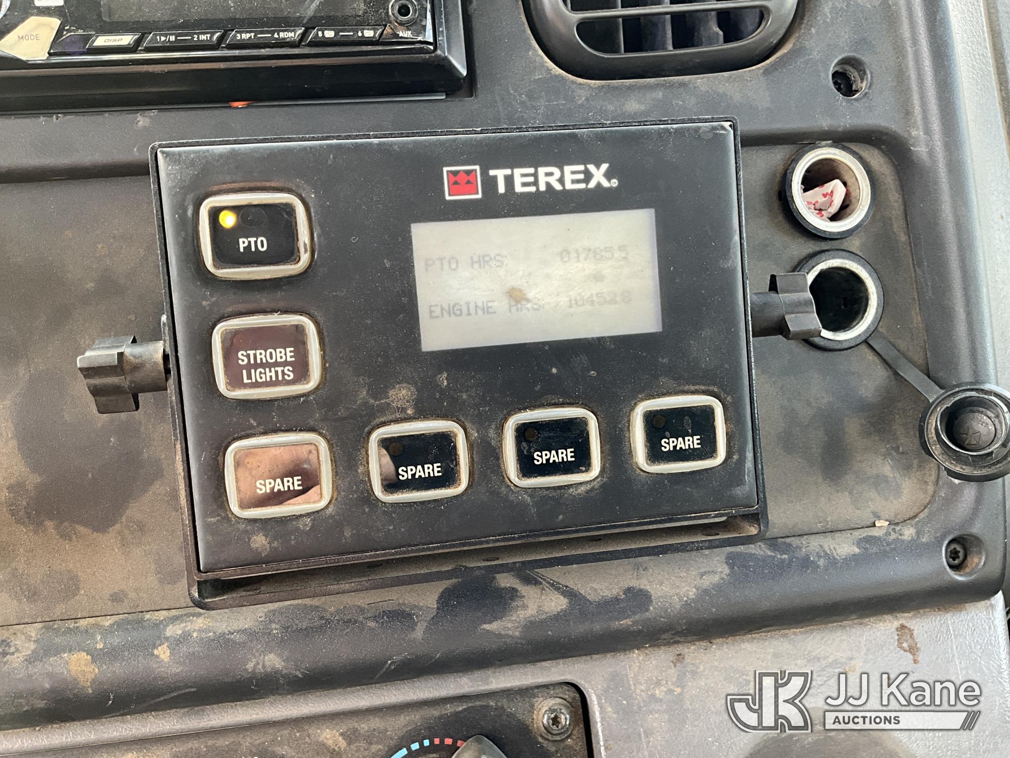 2015 Freightliner M2 106