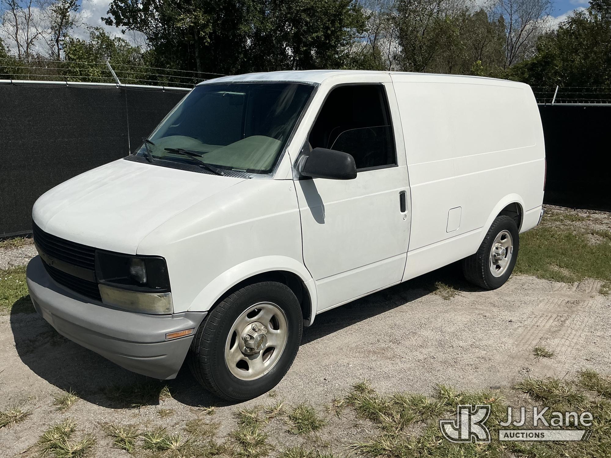 Photo of 2003 Chevrolet Astro