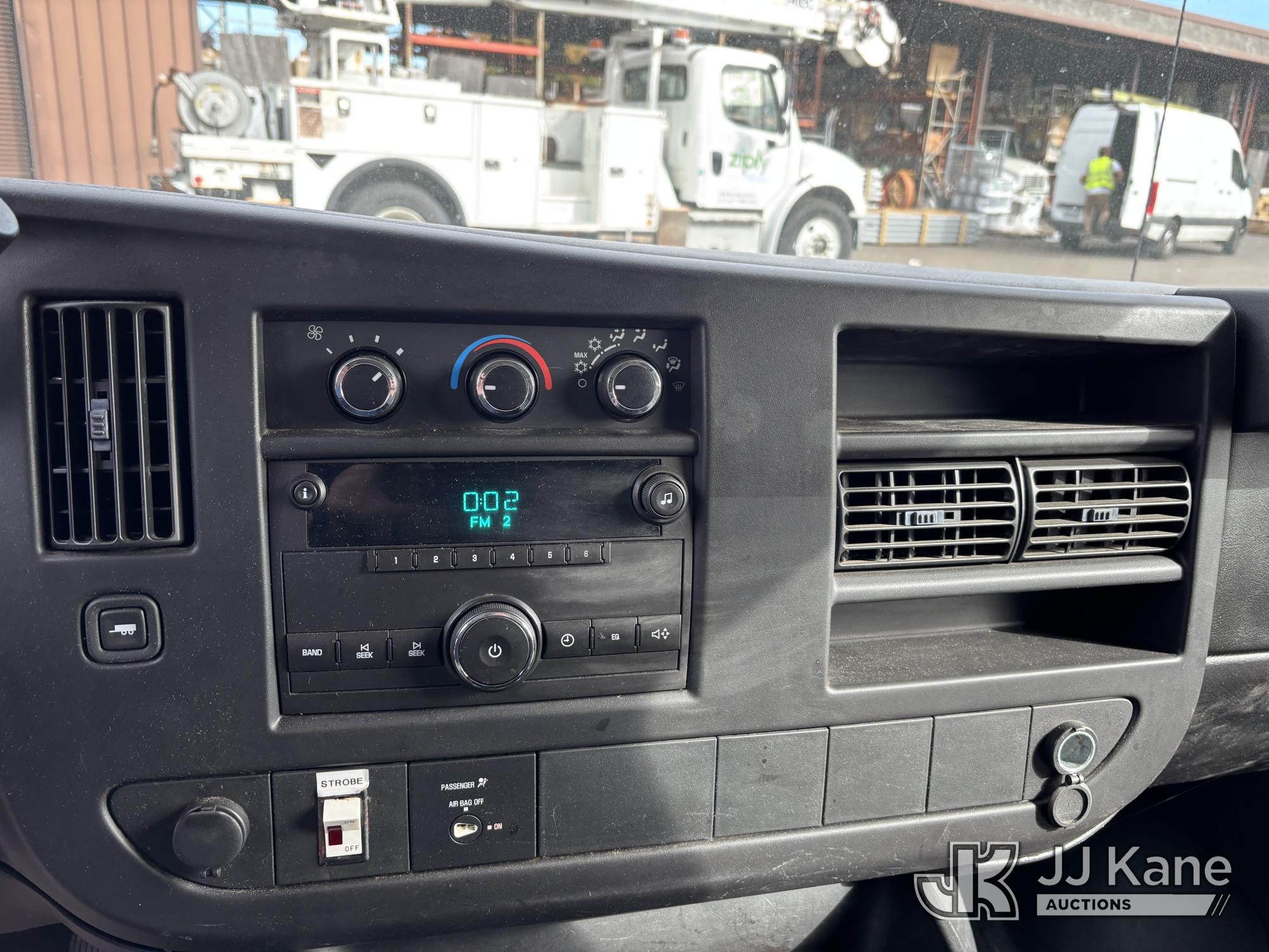 2010 Chevrolet Express G2500