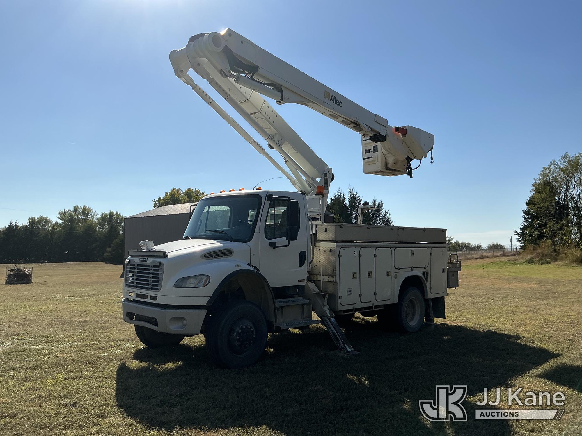 2010 Freightliner M2 106