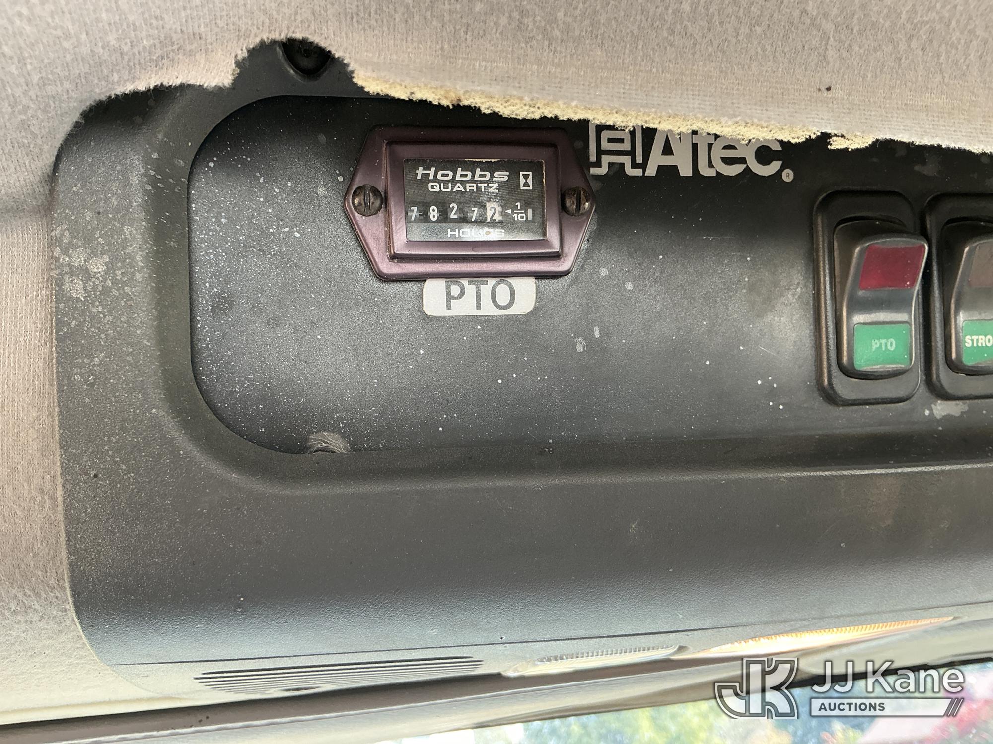 2010 Freightliner M2 106
