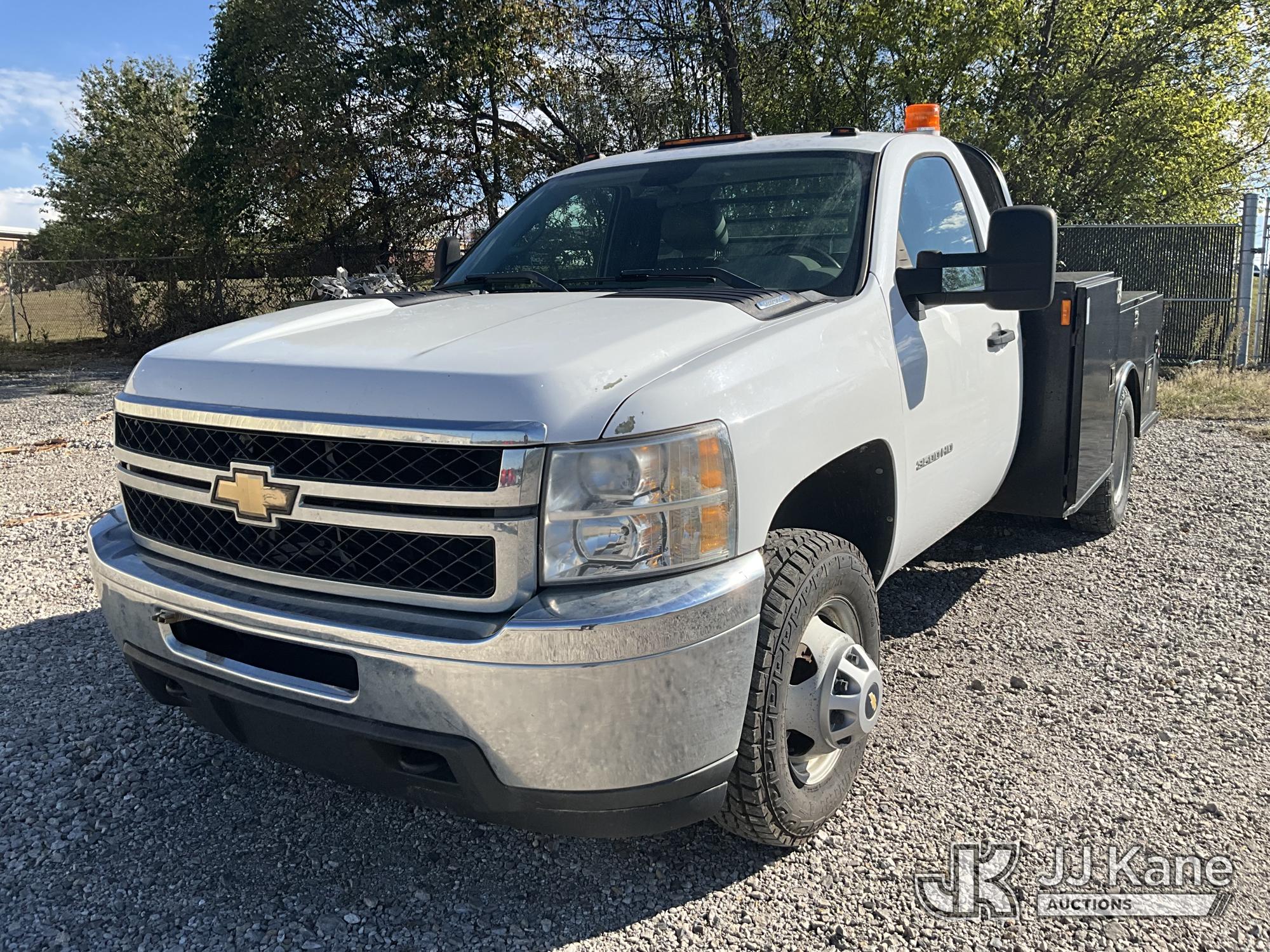 Photo of 2011 Chevrolet Silverado 3500HD 4x4