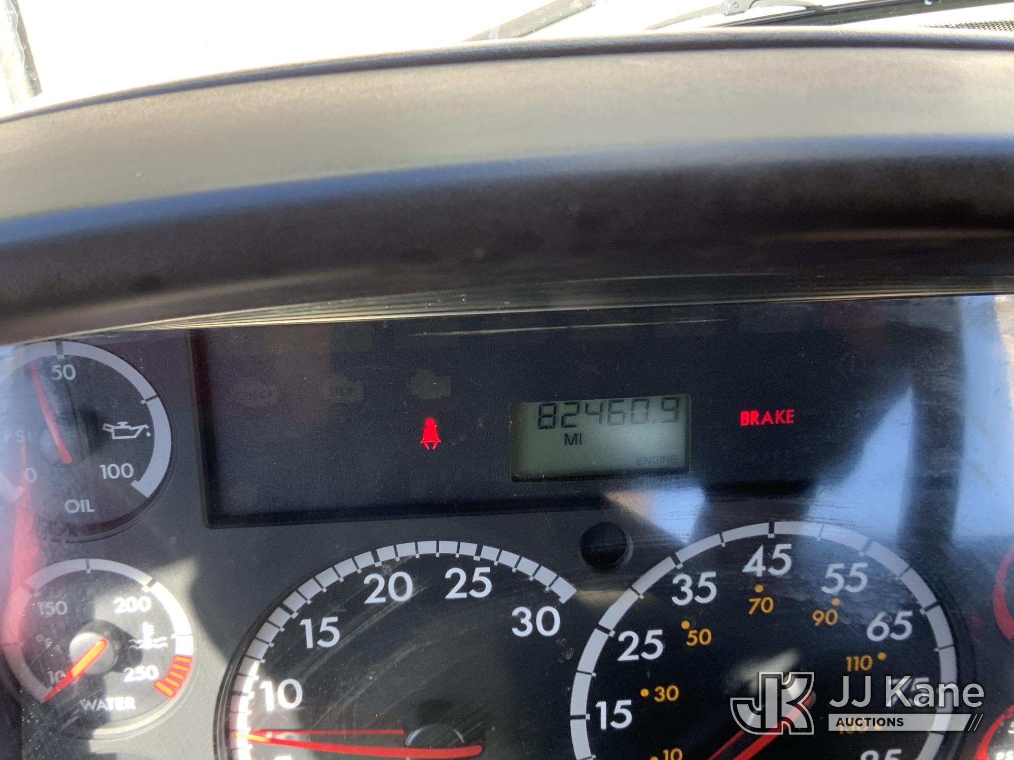 2014 Freightliner M2 106