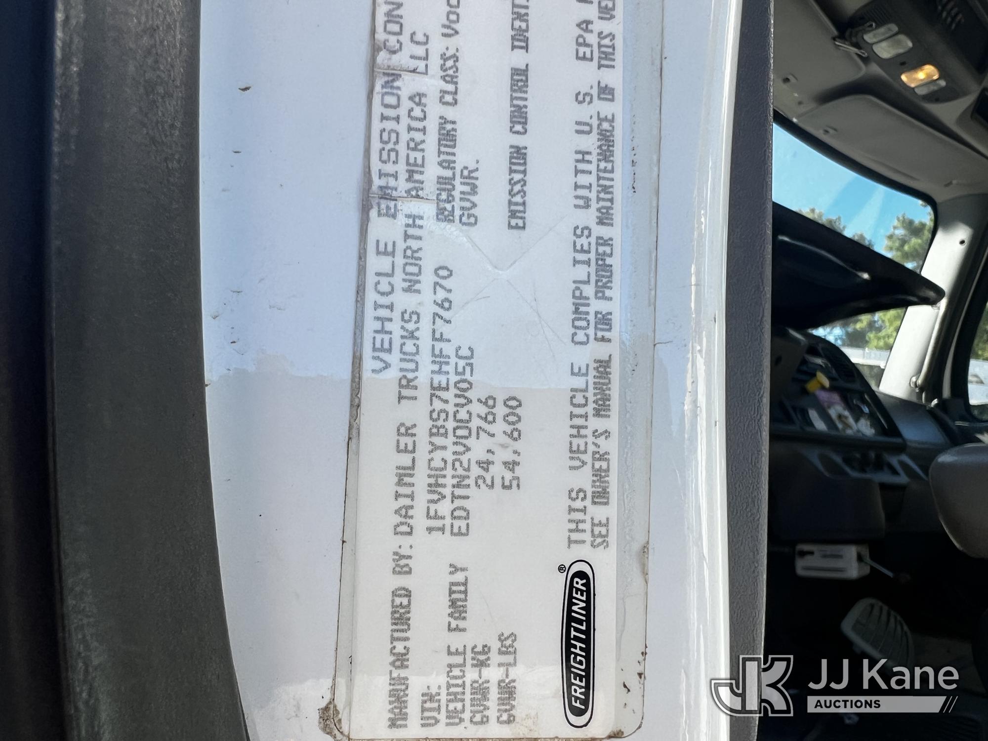 2014 Freightliner M2 106