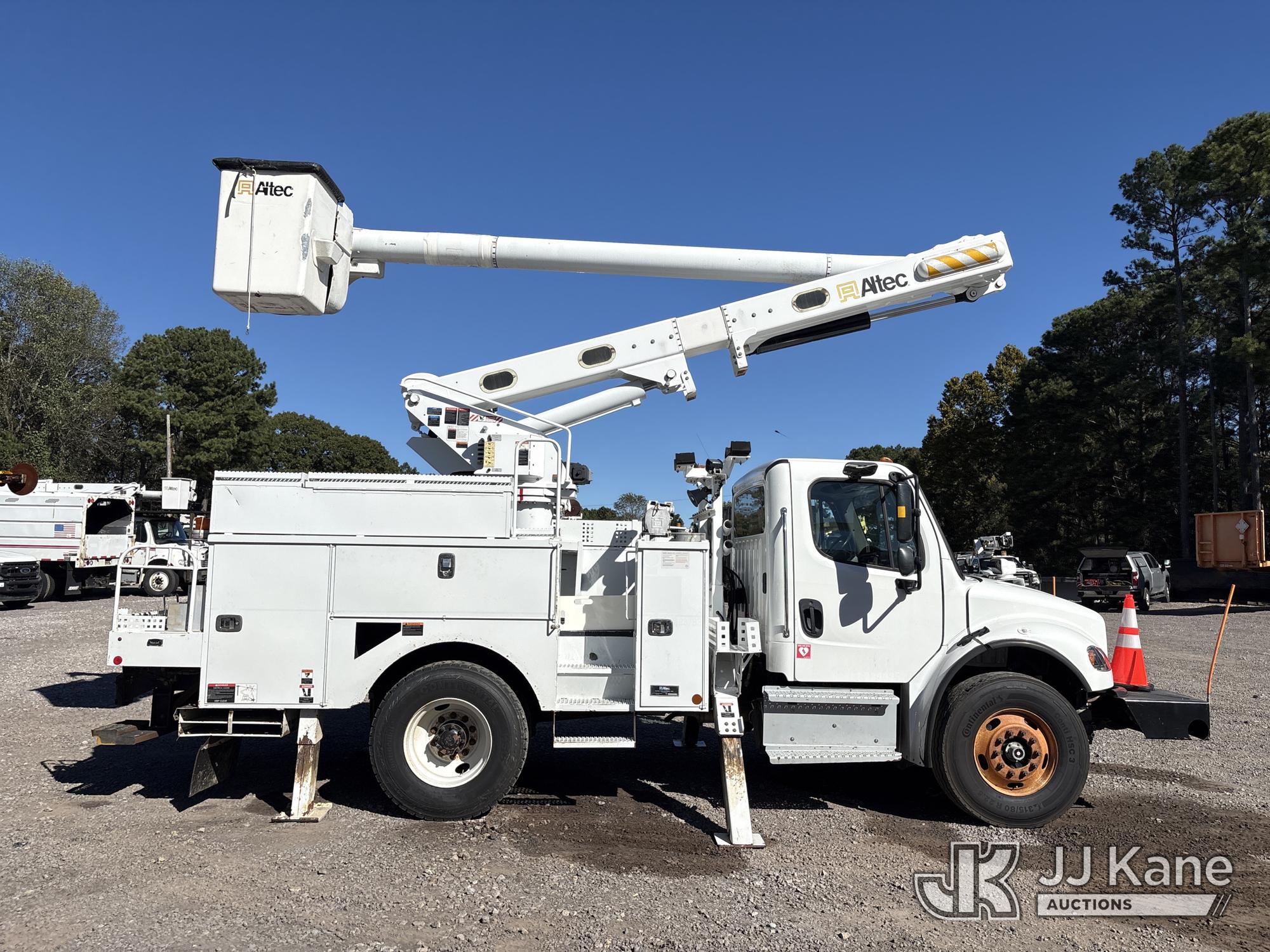 2019 Freightliner M2