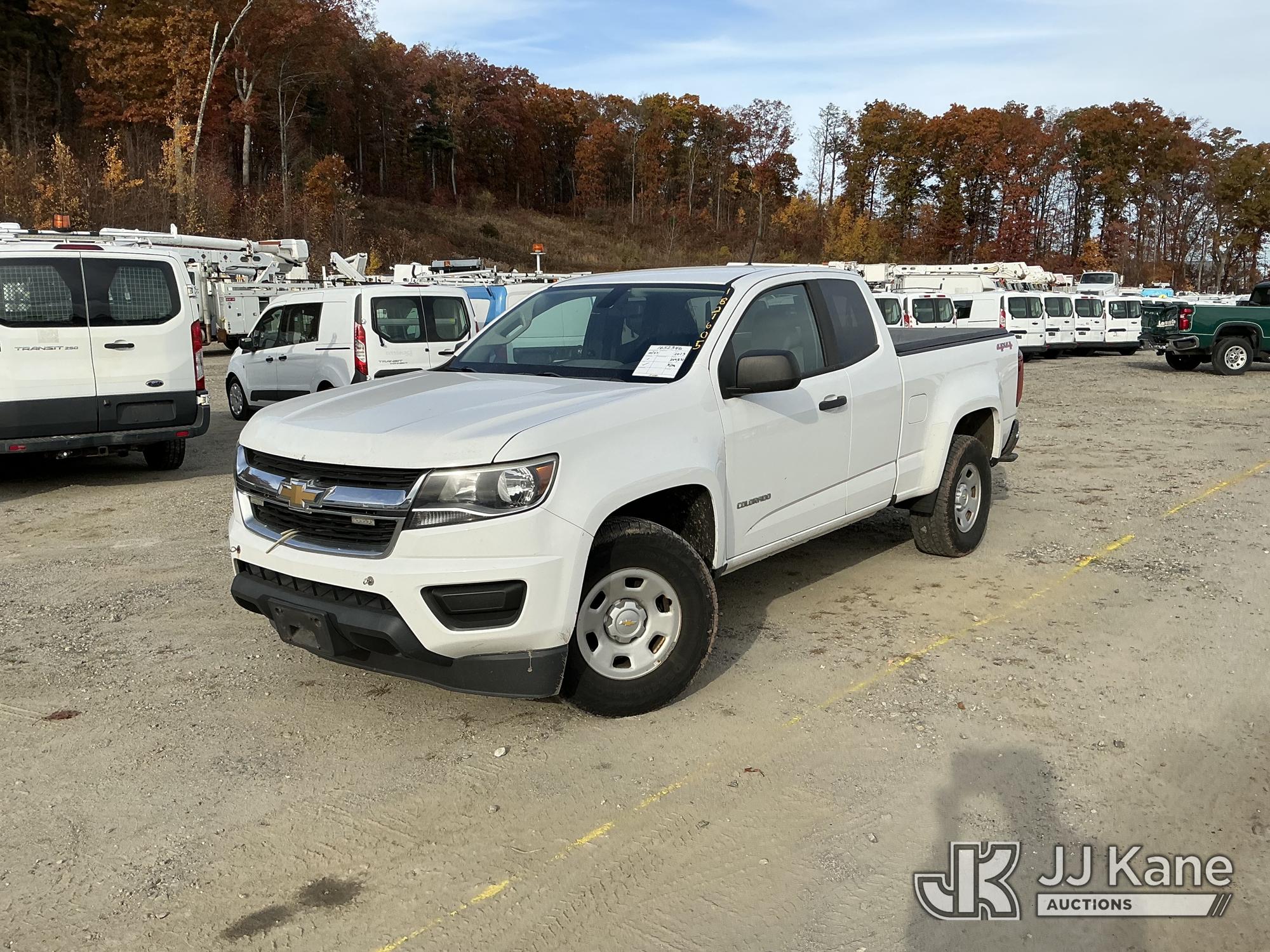 2018 Chevrolet Colorado Extended-Cab Pickup Truck (1652346)