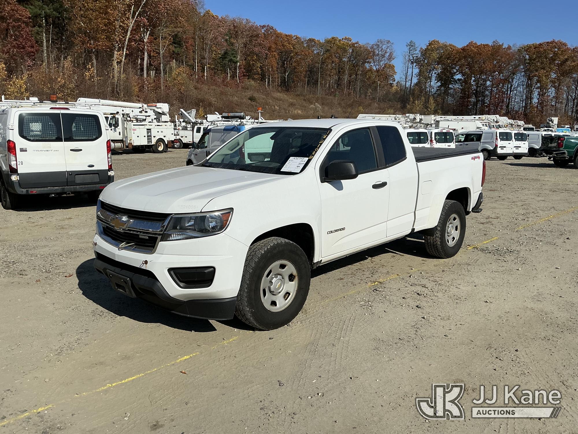 2018 Chevrolet Colorado Extended-Cab Pickup Truck (1652348)