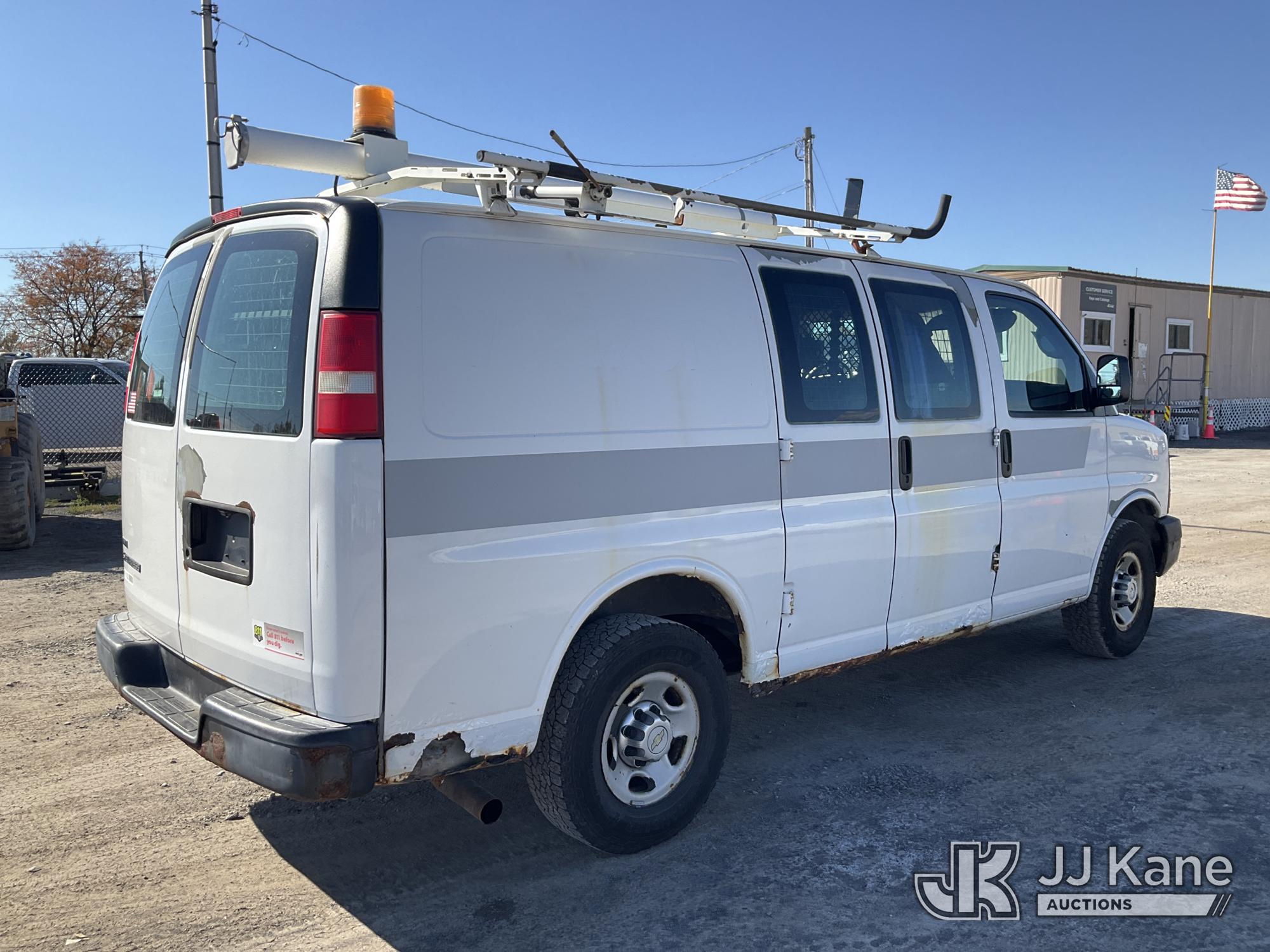 2011 Chevrolet Express G2500