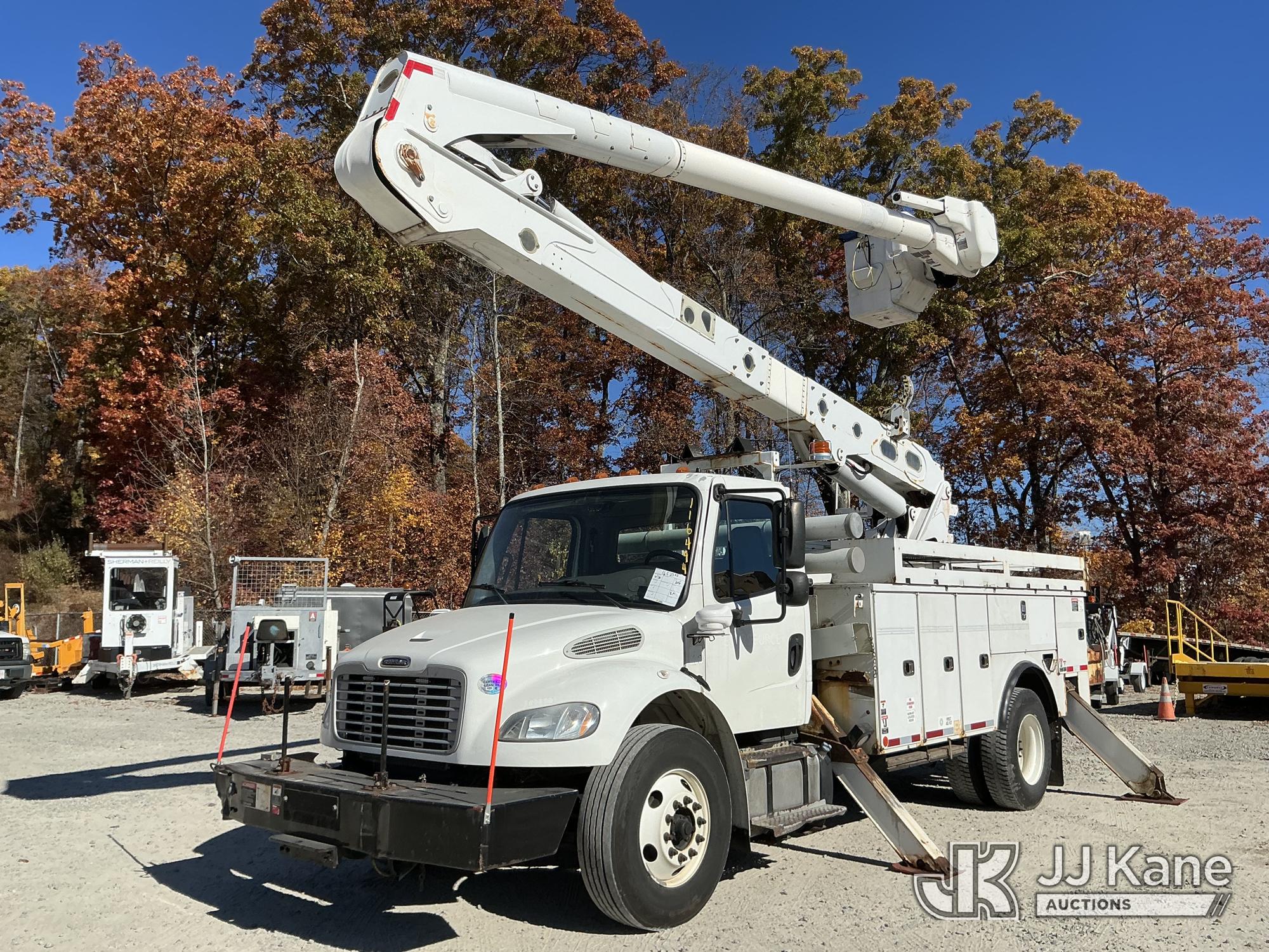 Altec AN55-OC Material Handling Bucket Truck On 2016 Freightliner M2 106 Utility Truck (1652393)