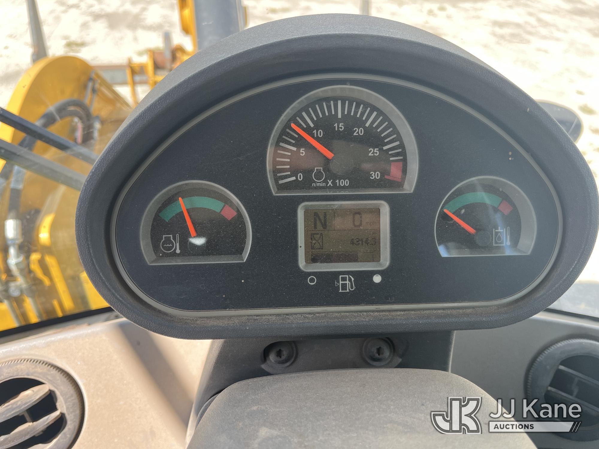 2015 Caterpillar 924K