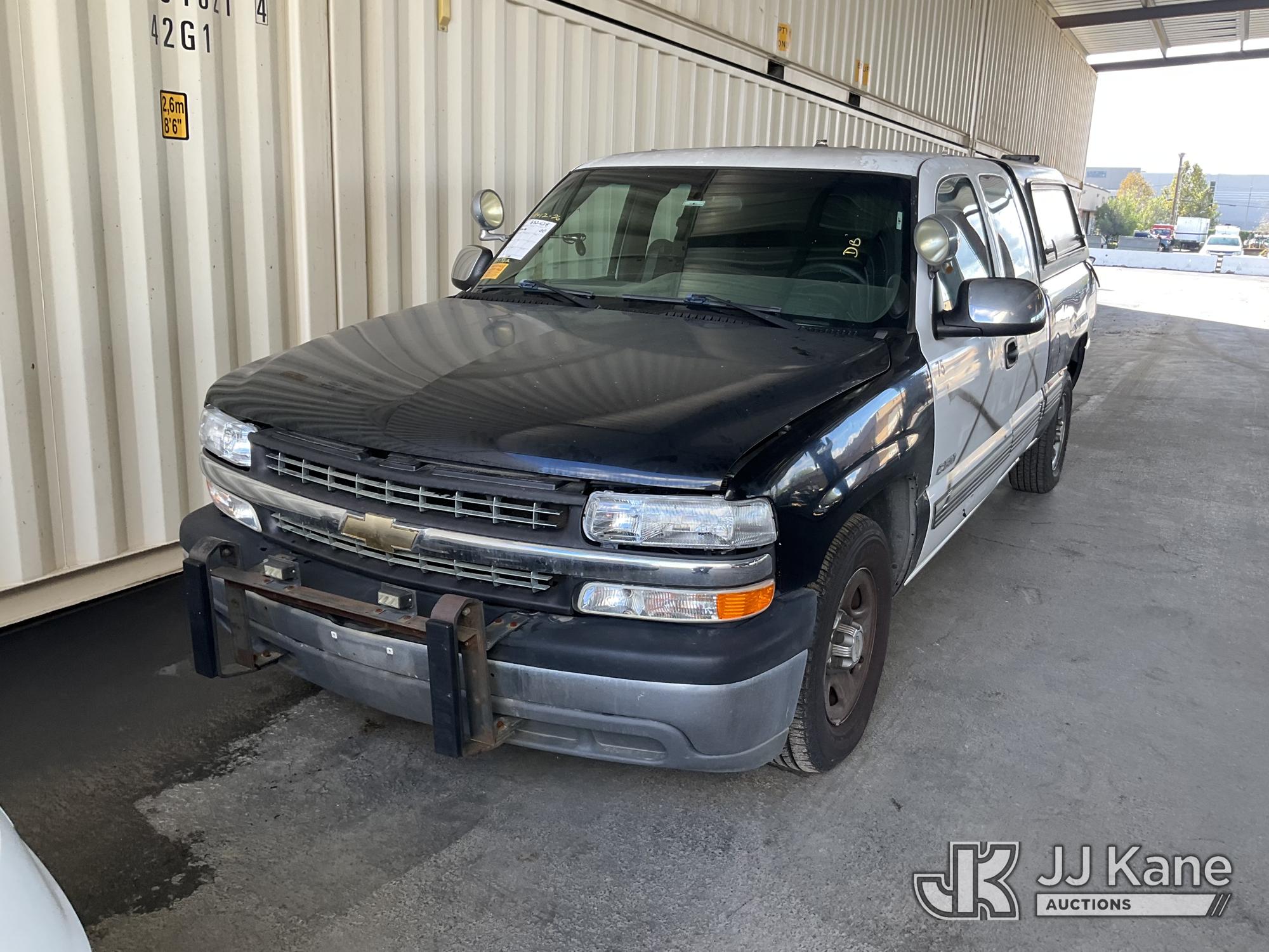 2000 Chevrolet Silverado 1500 Extended-Cab Pickup Truck (1652428)