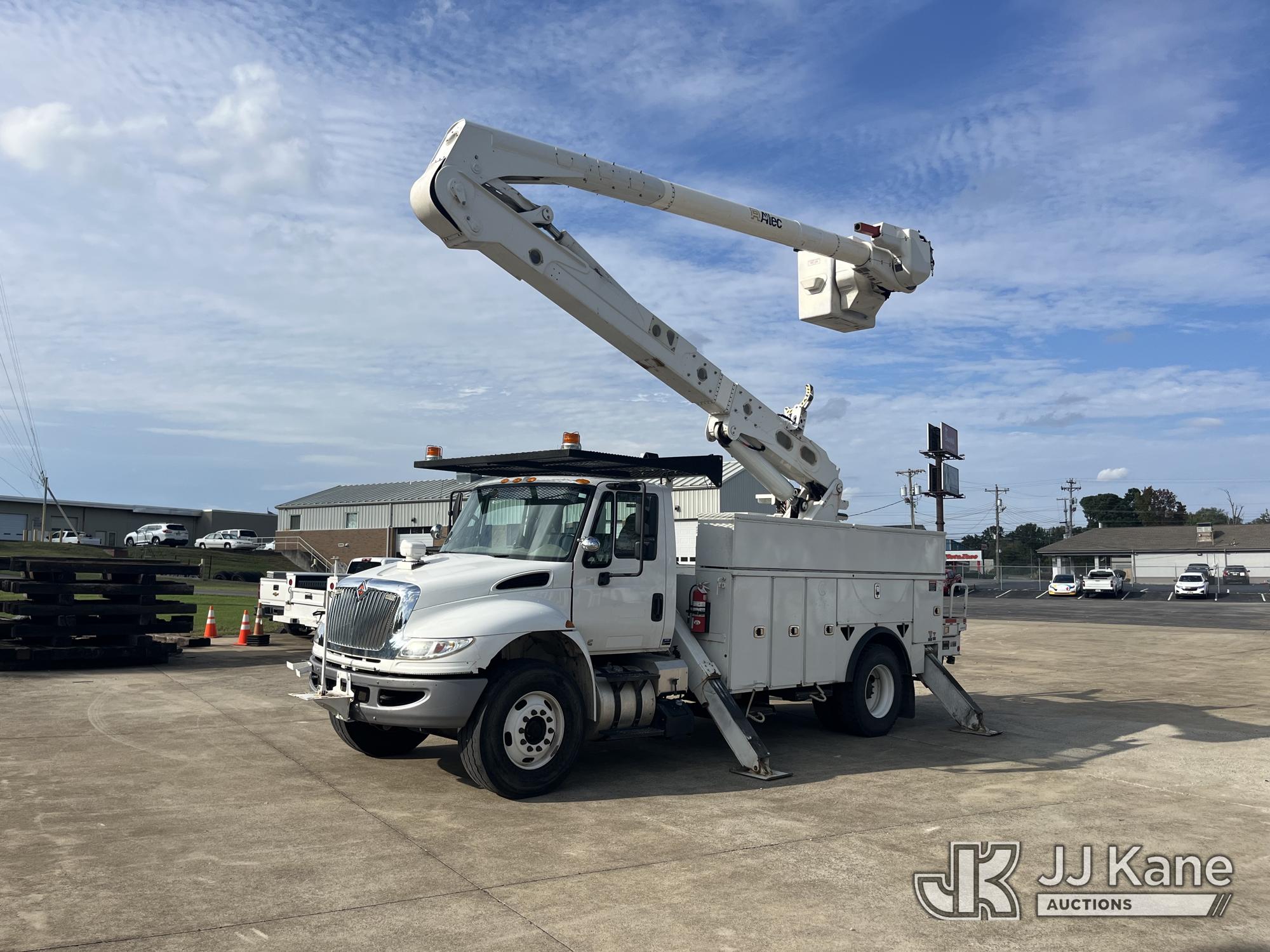Photo of 2018 International DuraStar 4300