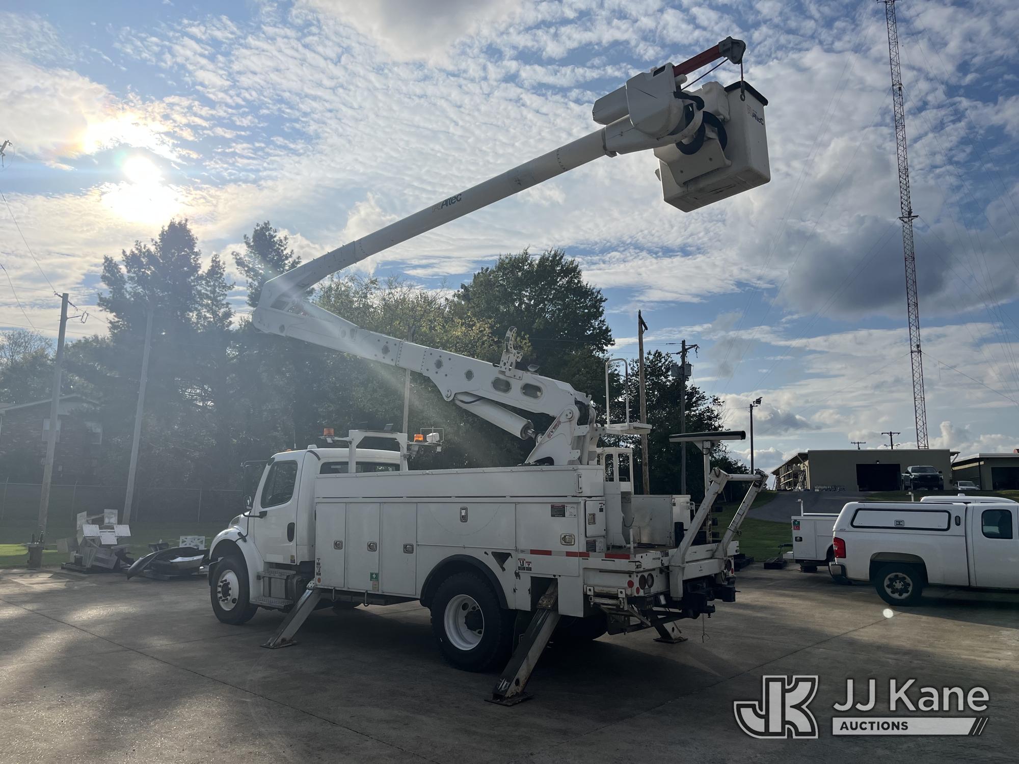 2019 Freightliner M2