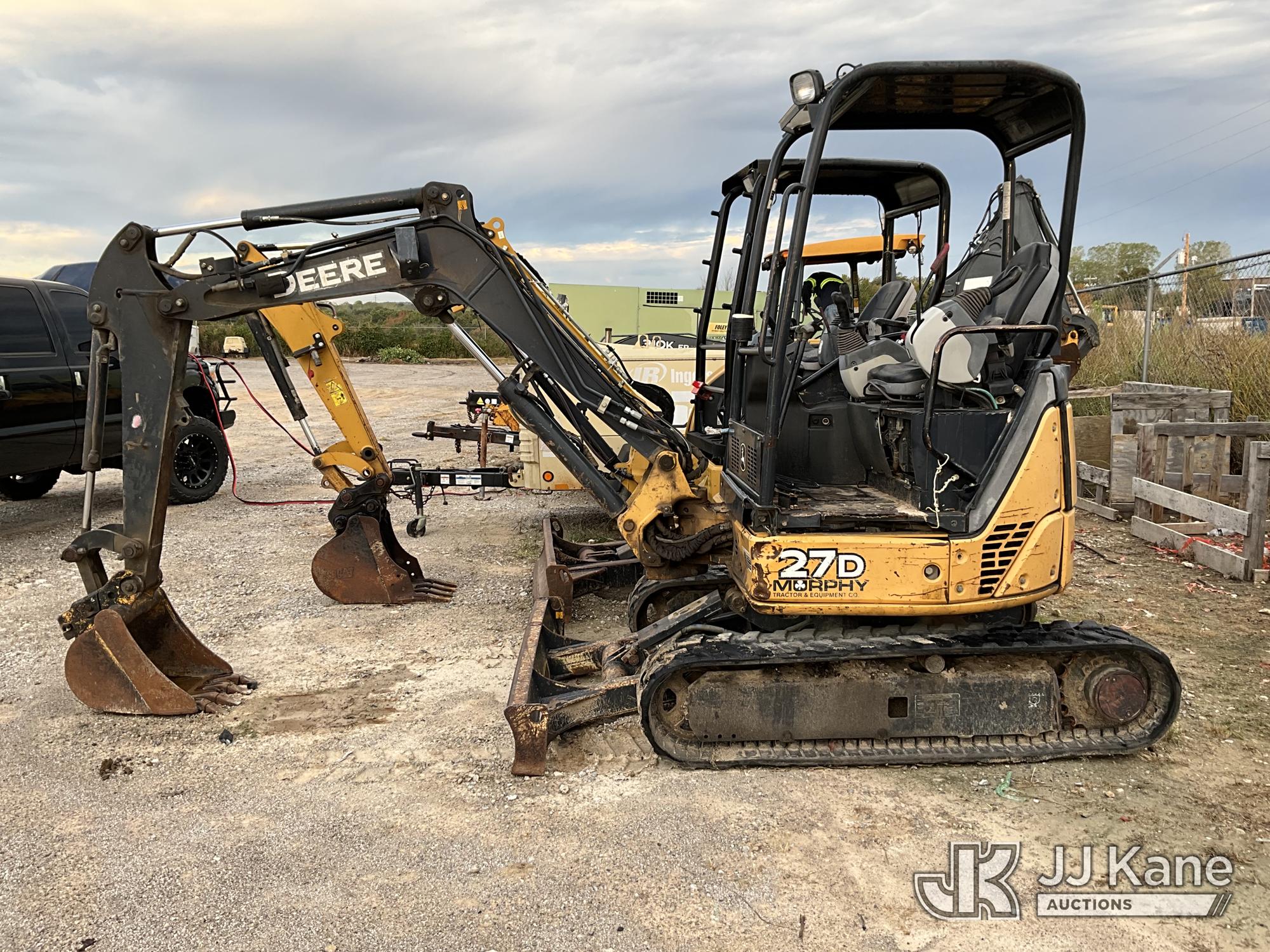 Photo of 2012 John Deere 27D
