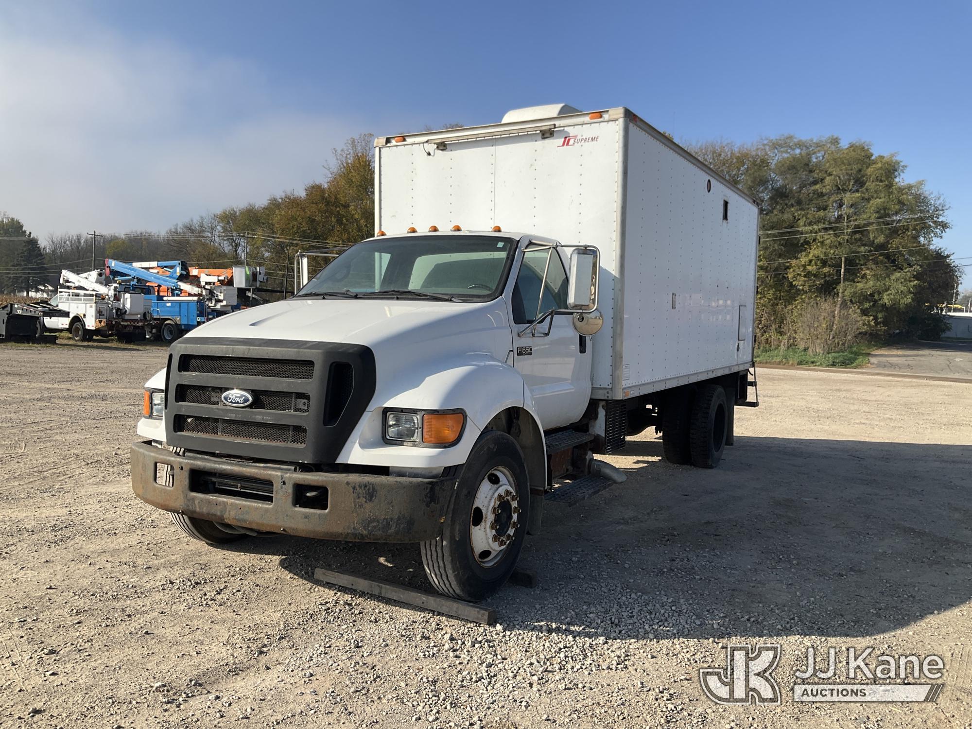 2004 Ford F-650