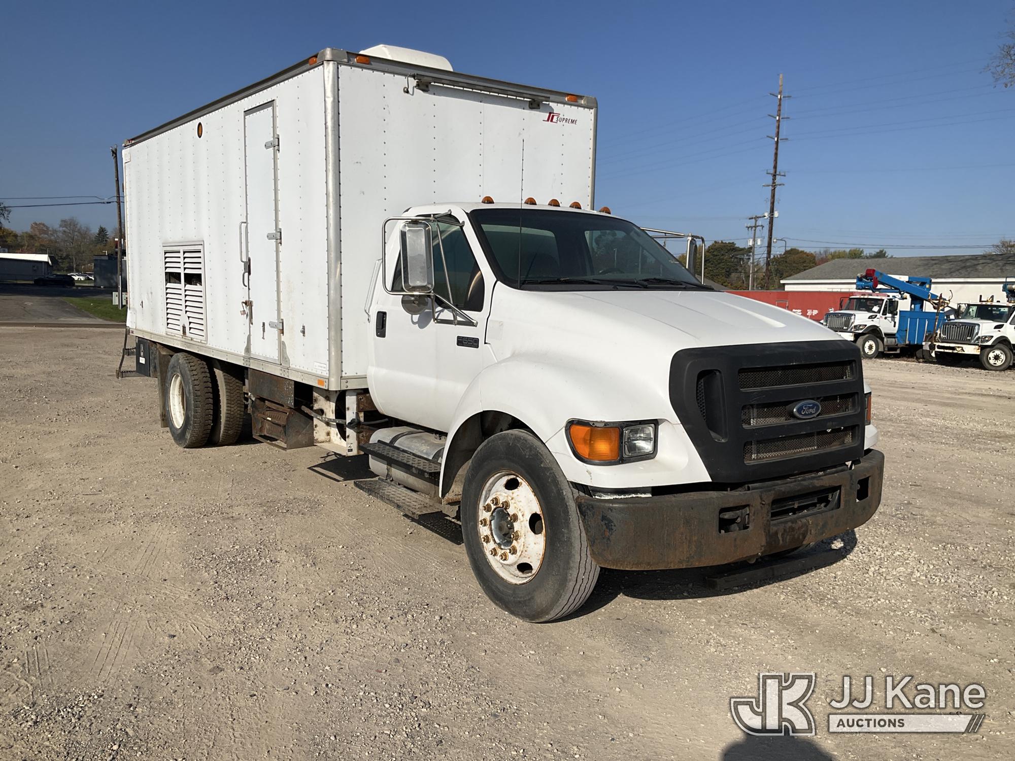 2004 Ford F-650
