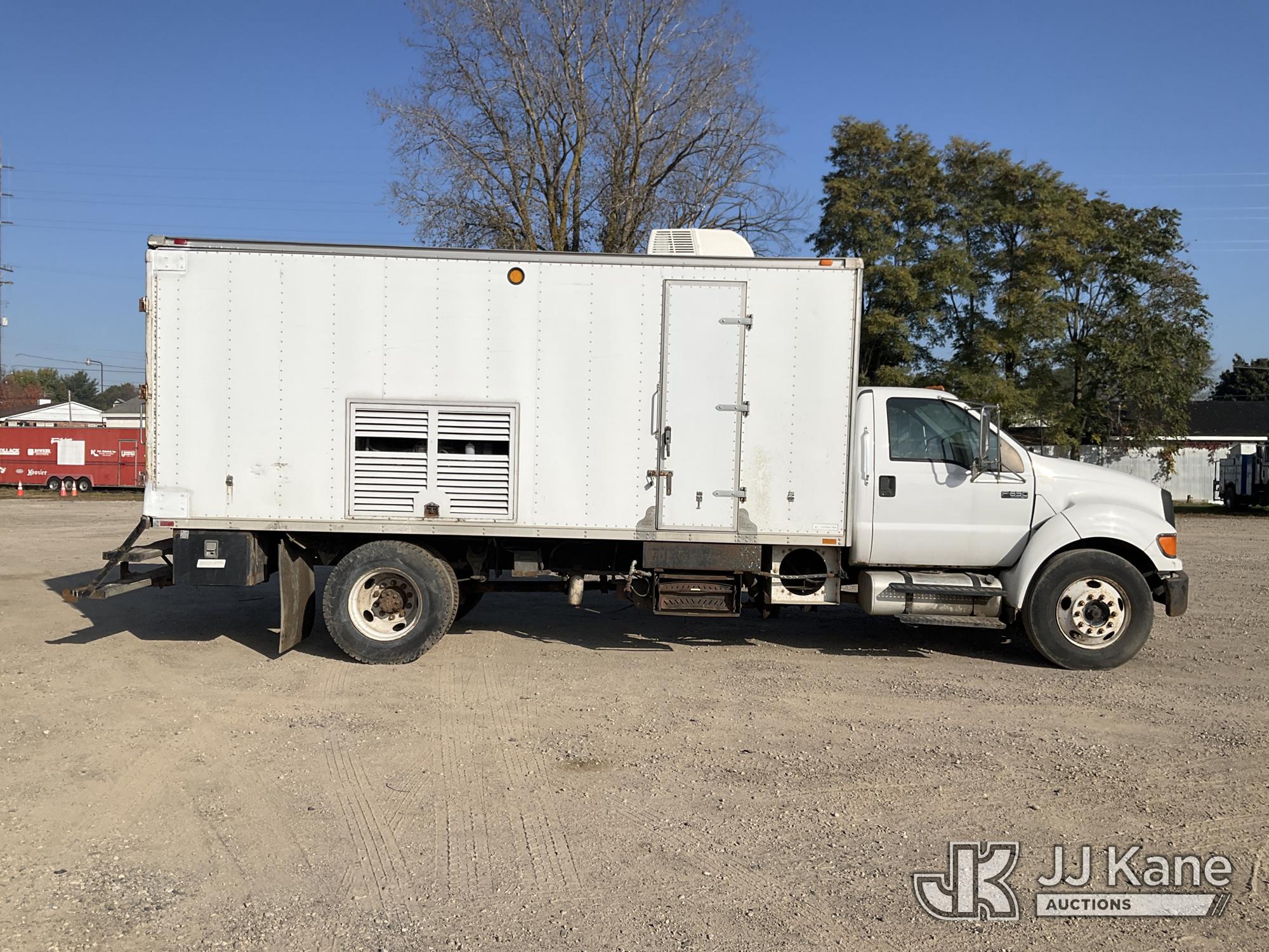 2004 Ford F-650