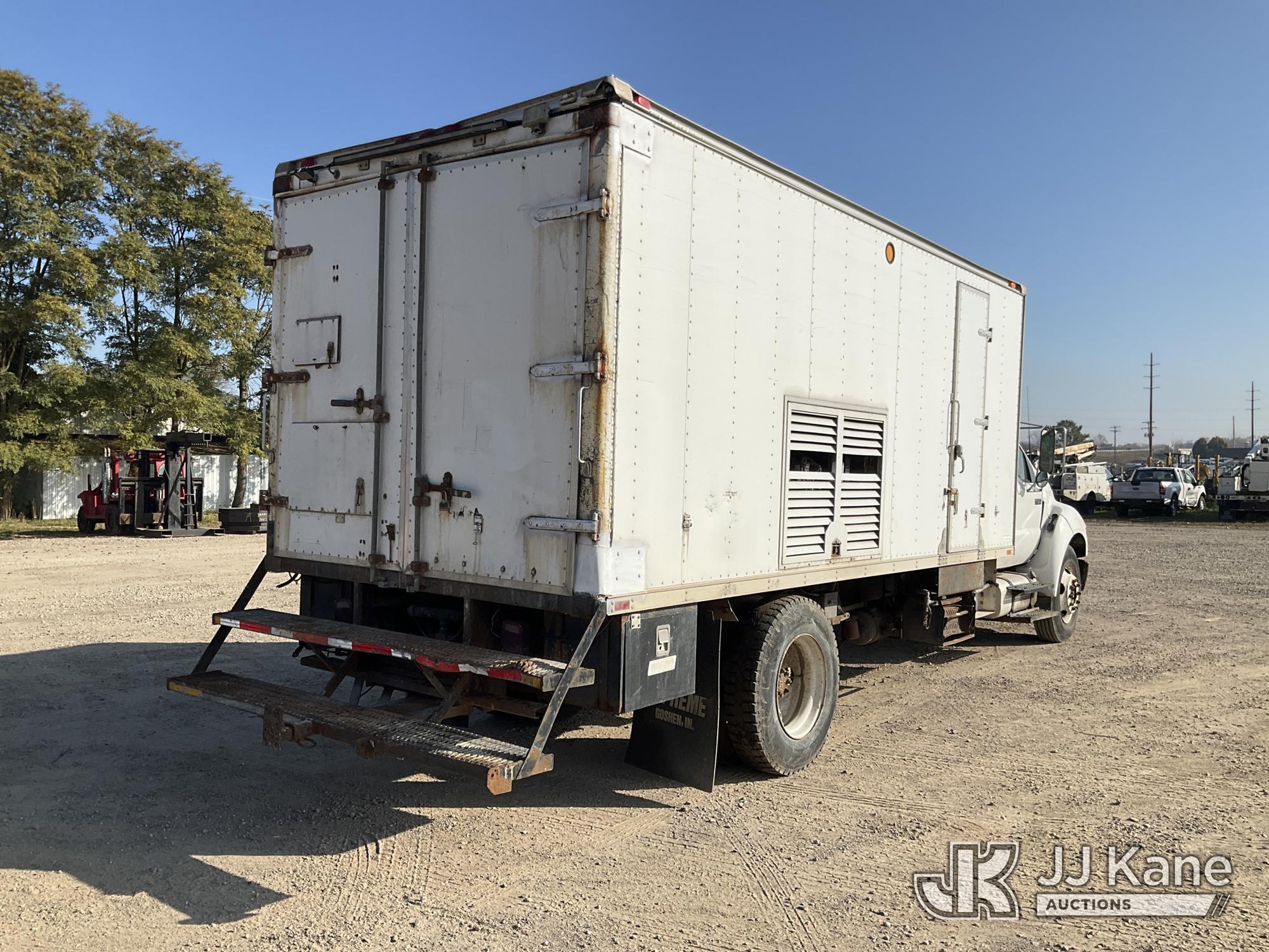2004 Ford F-650