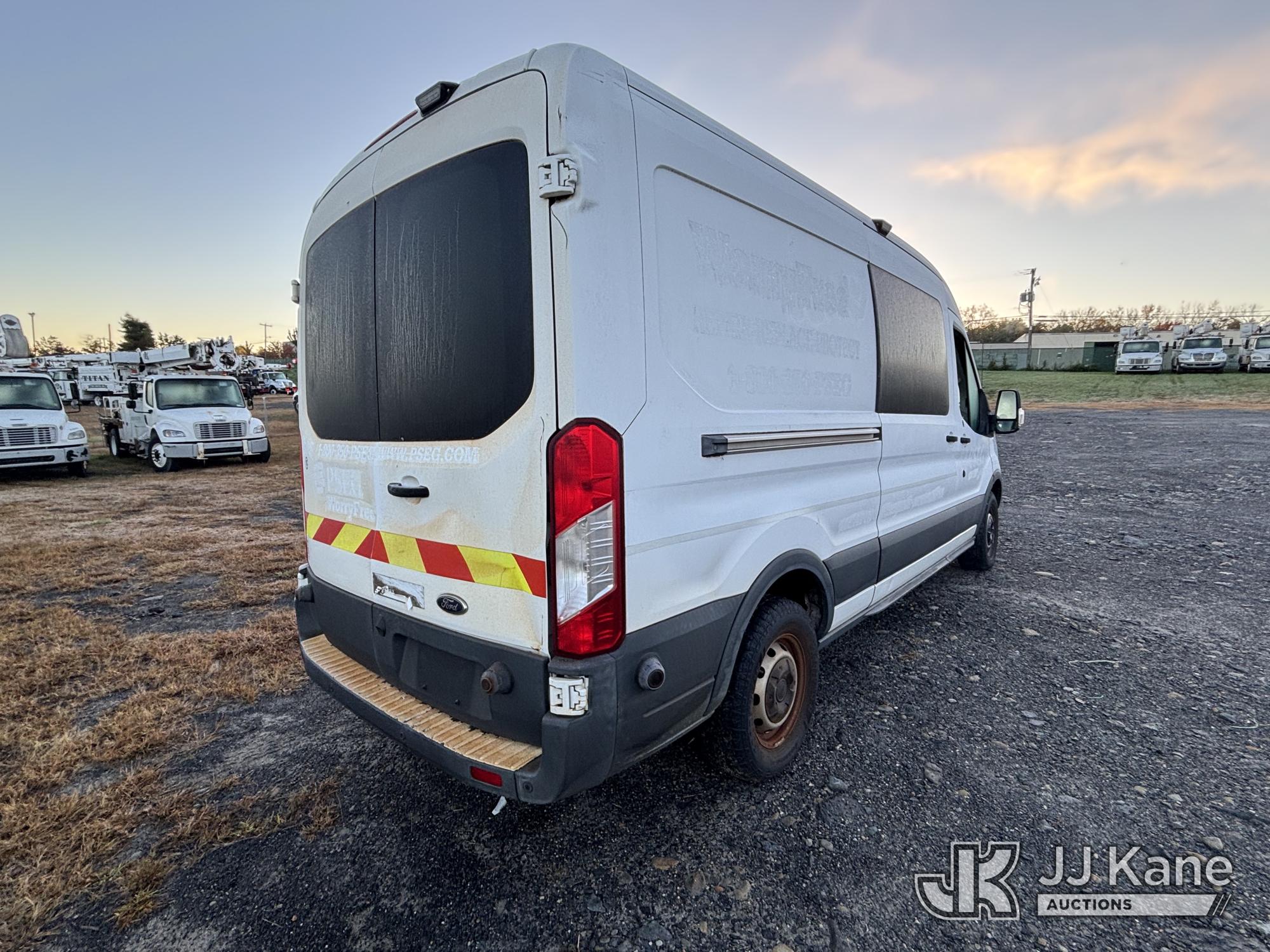 2017 Ford Transit-350