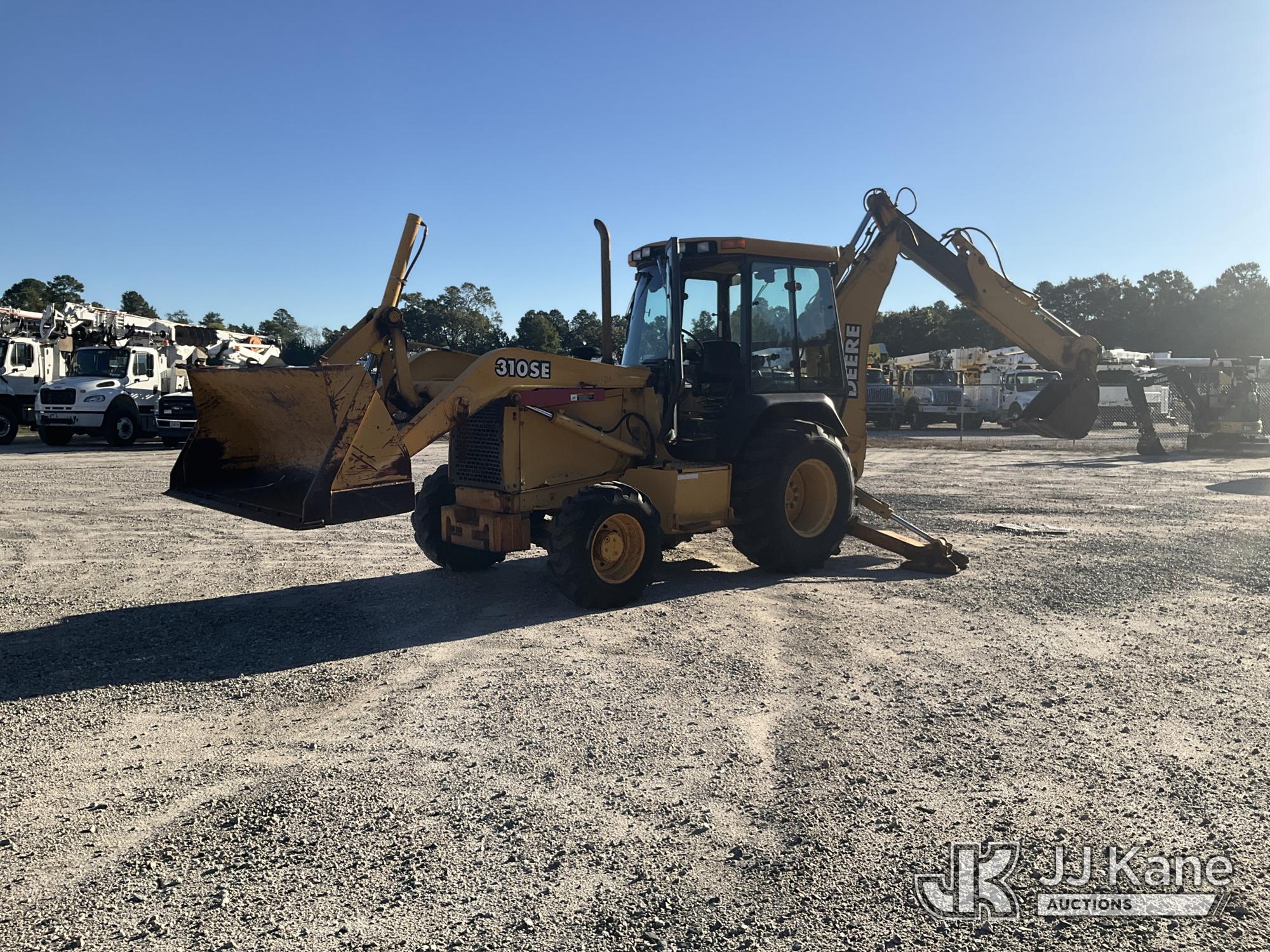 Photo of 1999 John Deere 310SE 4x4