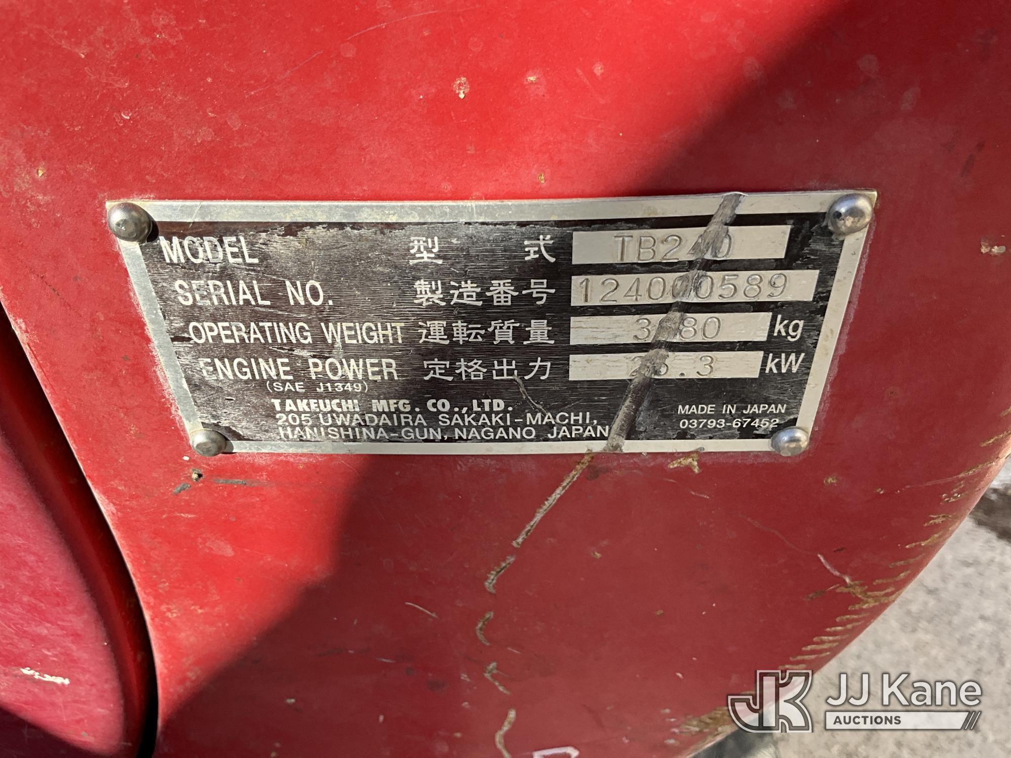 2015 Takeuchi TB240