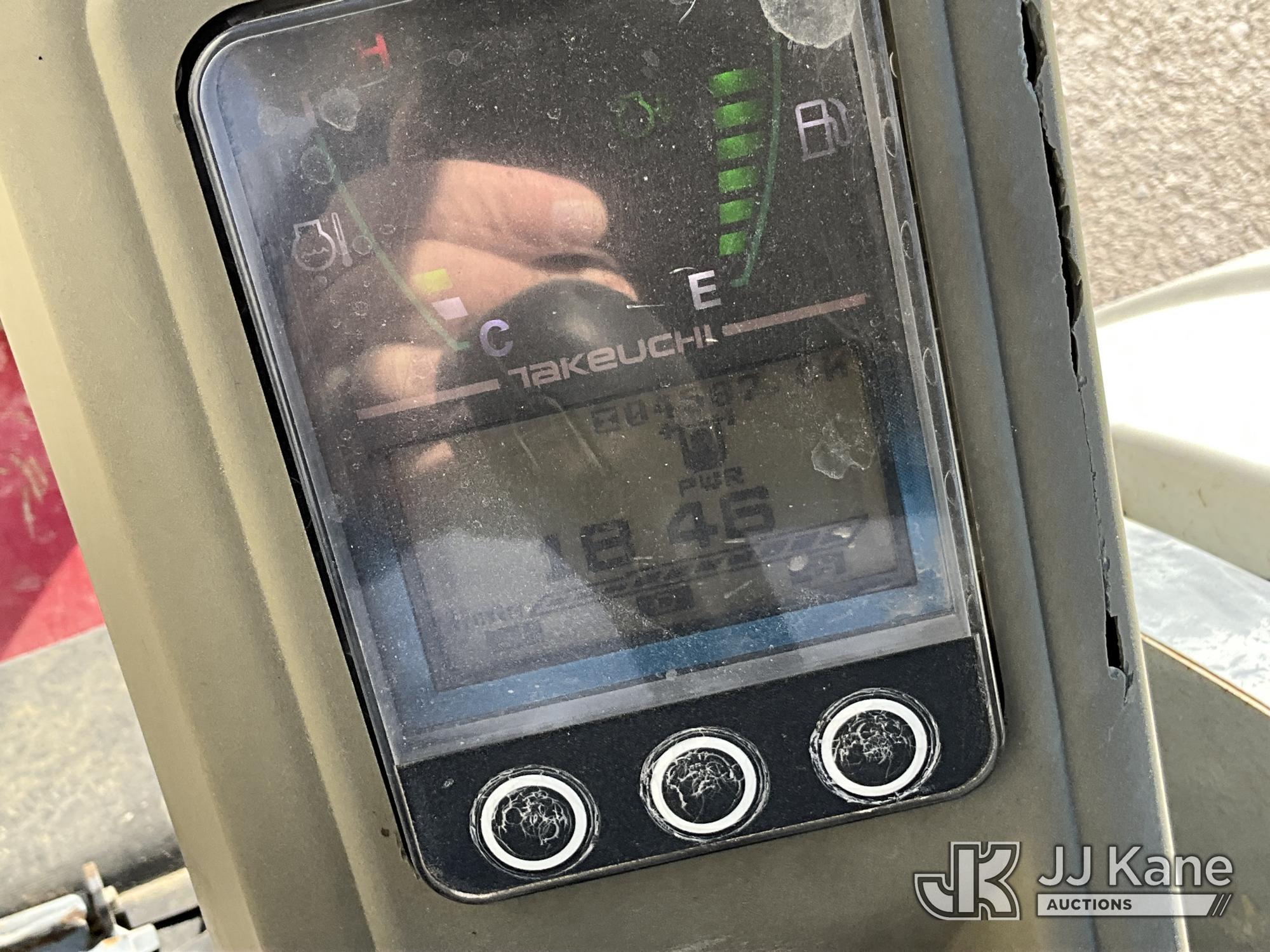 2015 Takeuchi TB240