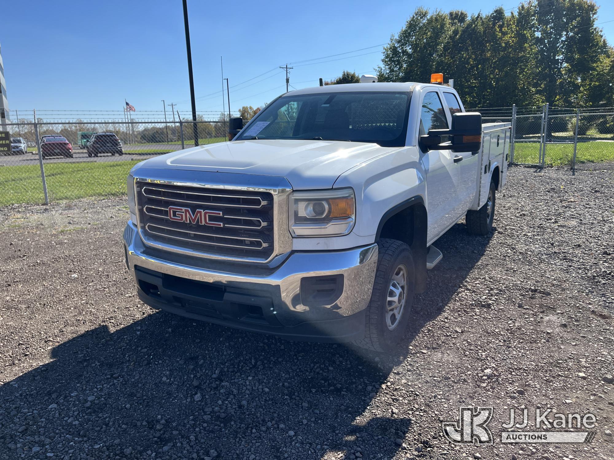 2015 GMC Sierra 2500HD Crew-Cab Service Truck (1652730)