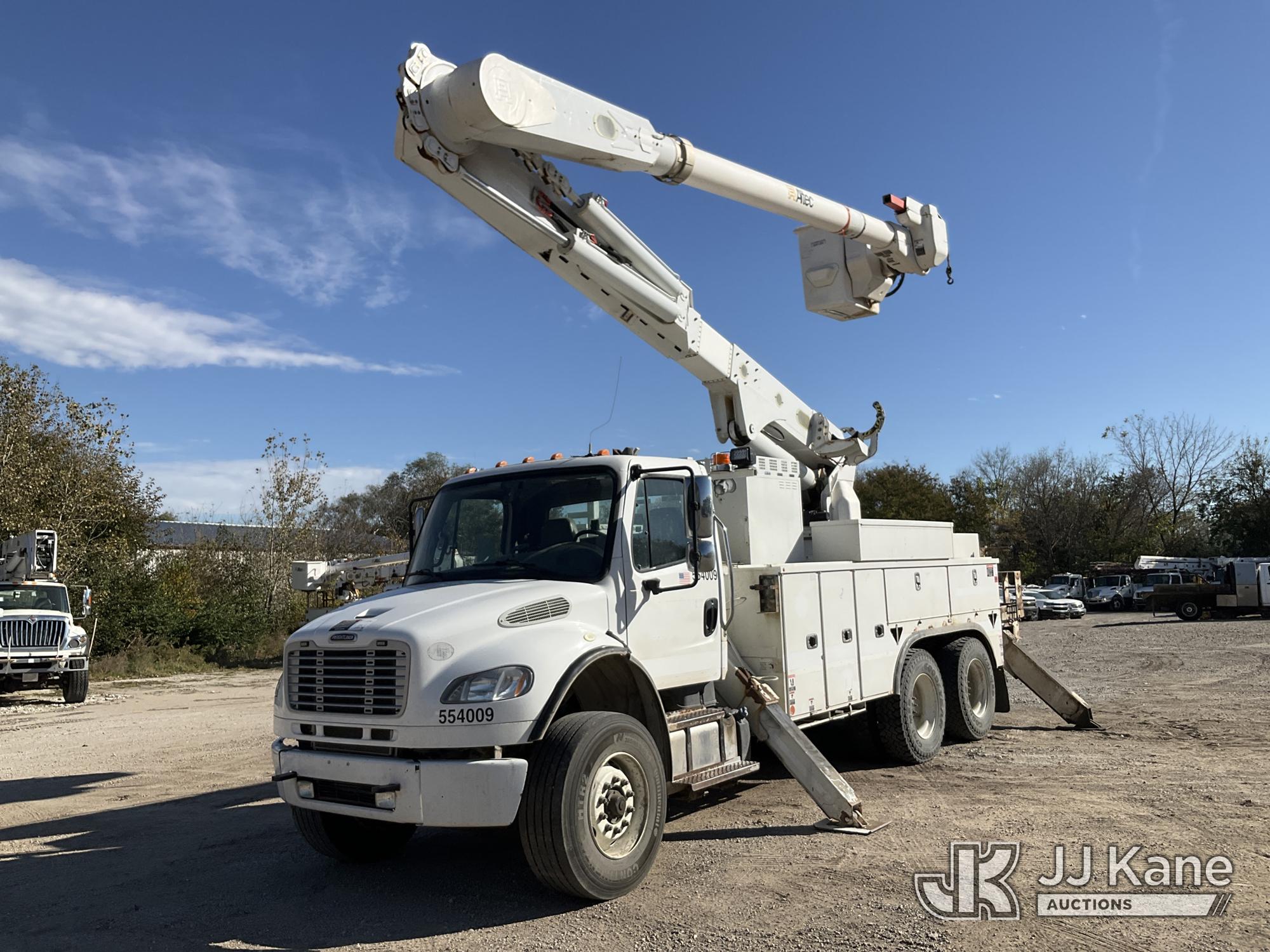 Altec AM55 Over-Center Material Handling Bucket On 2018 Freightliner M2 106 T/A Utility Truck (1652737)