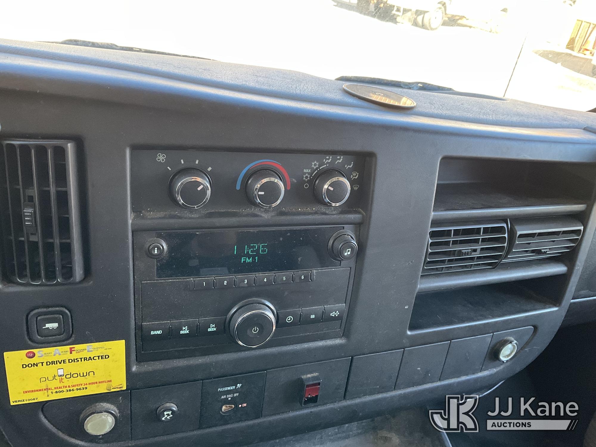 2011 Chevrolet Express G2500