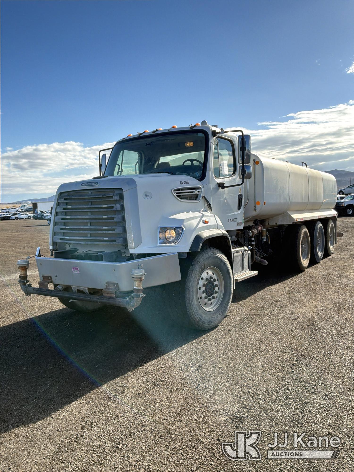2013 Freightliner 108SD T/A Tank Truck (1652853)