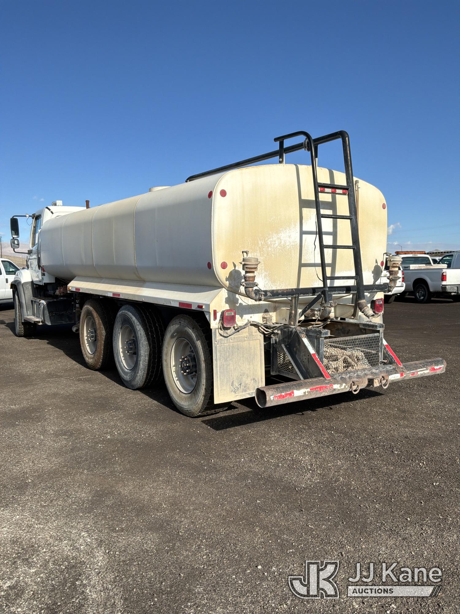 2013 Freightliner 108SD