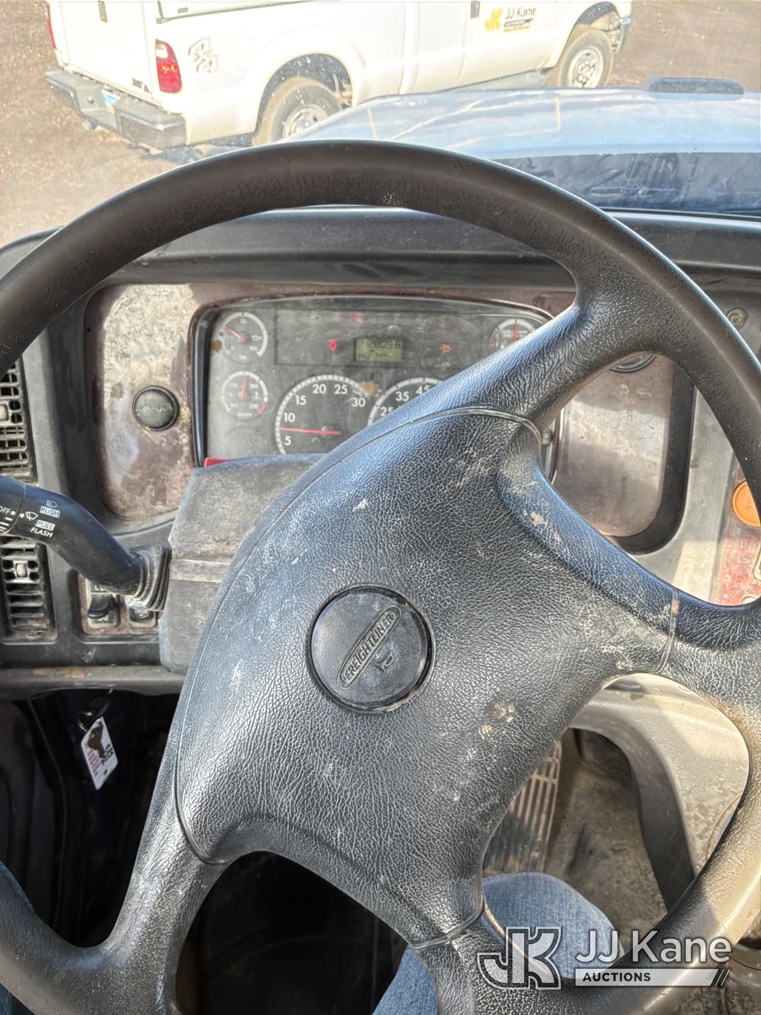 2013 Freightliner 108SD
