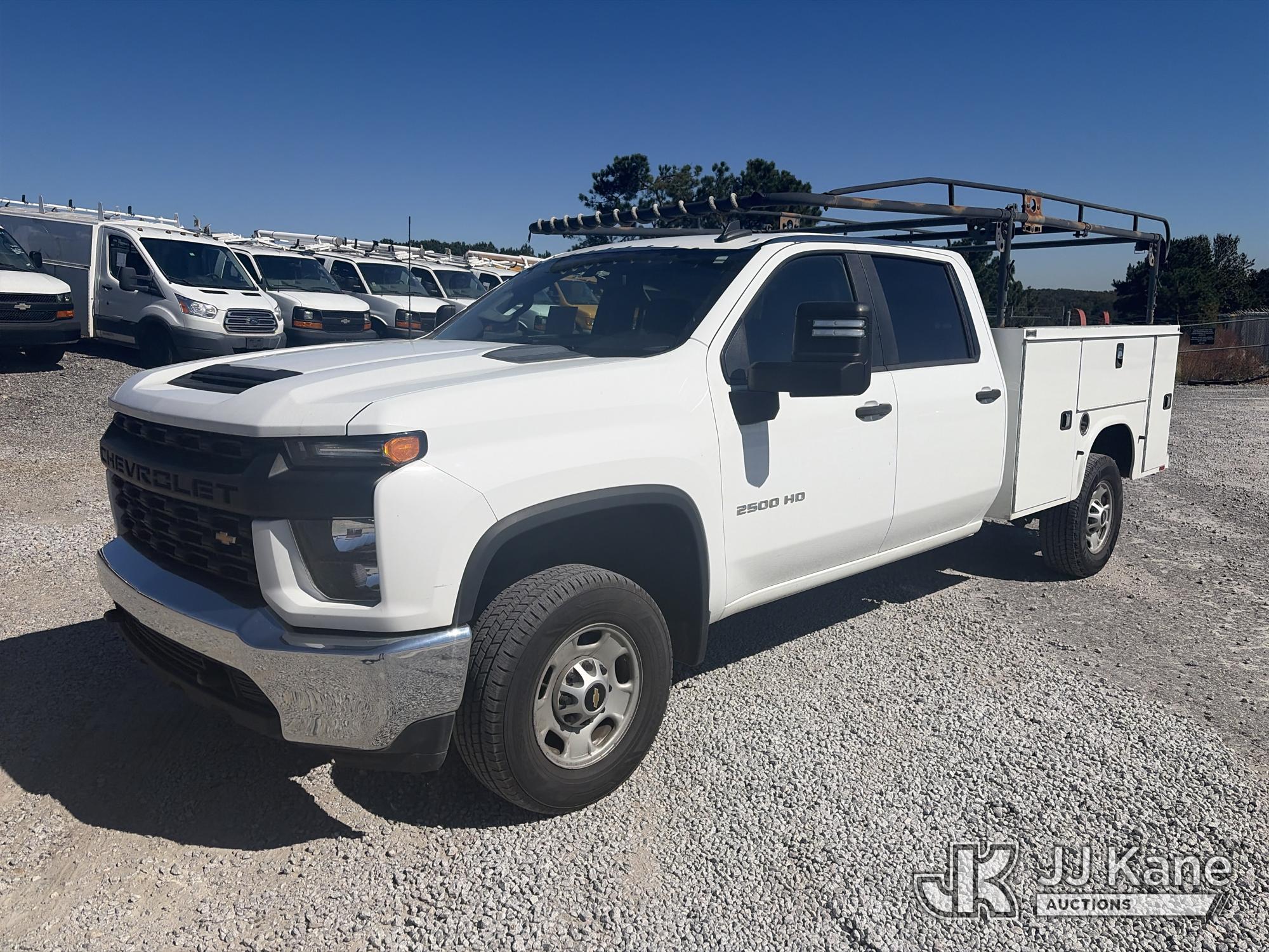 2022 Chevrolet Silverado 2500HD Crew-Cab Service Truck (1652966)