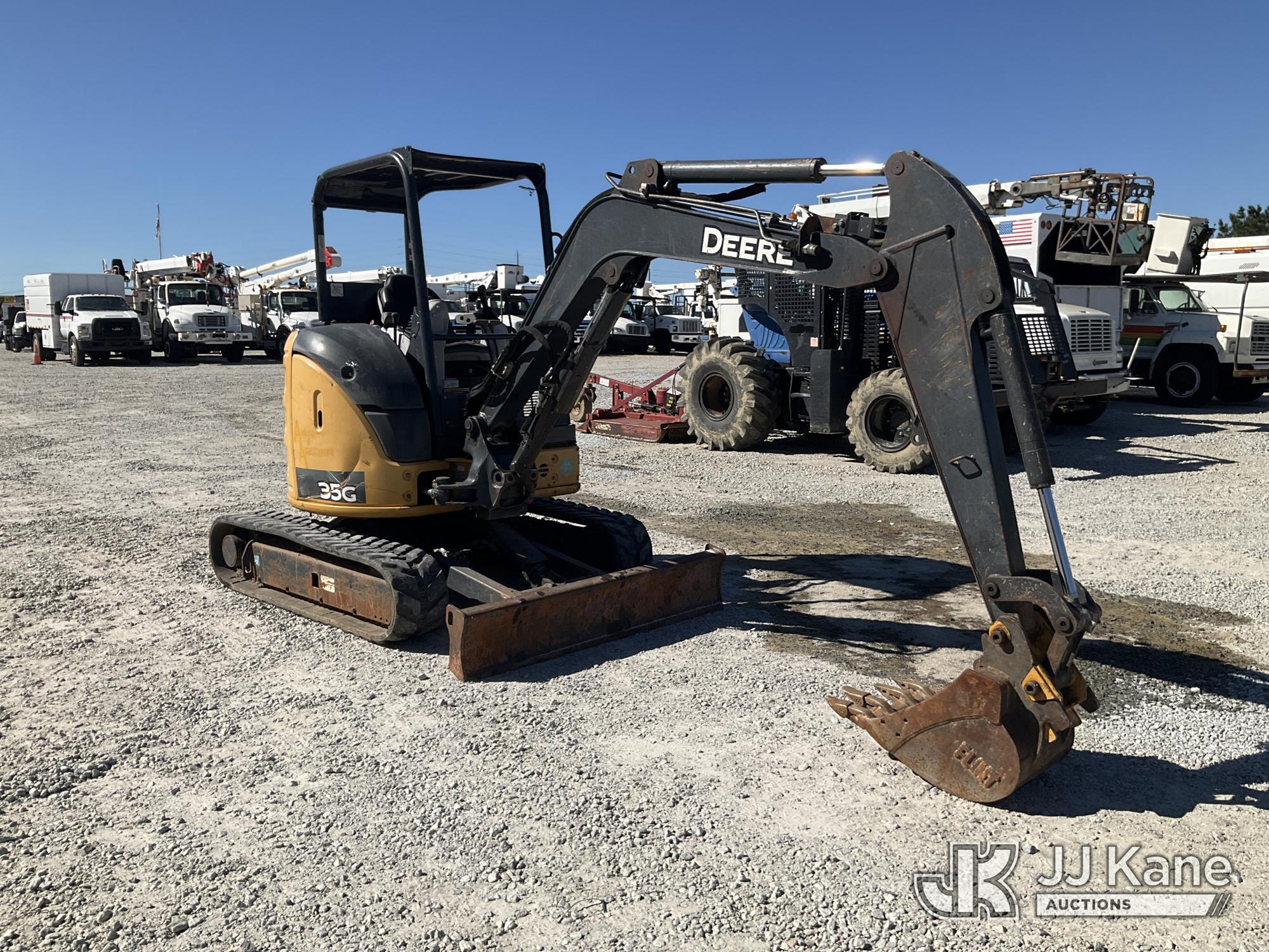 2017 John Deere 35D