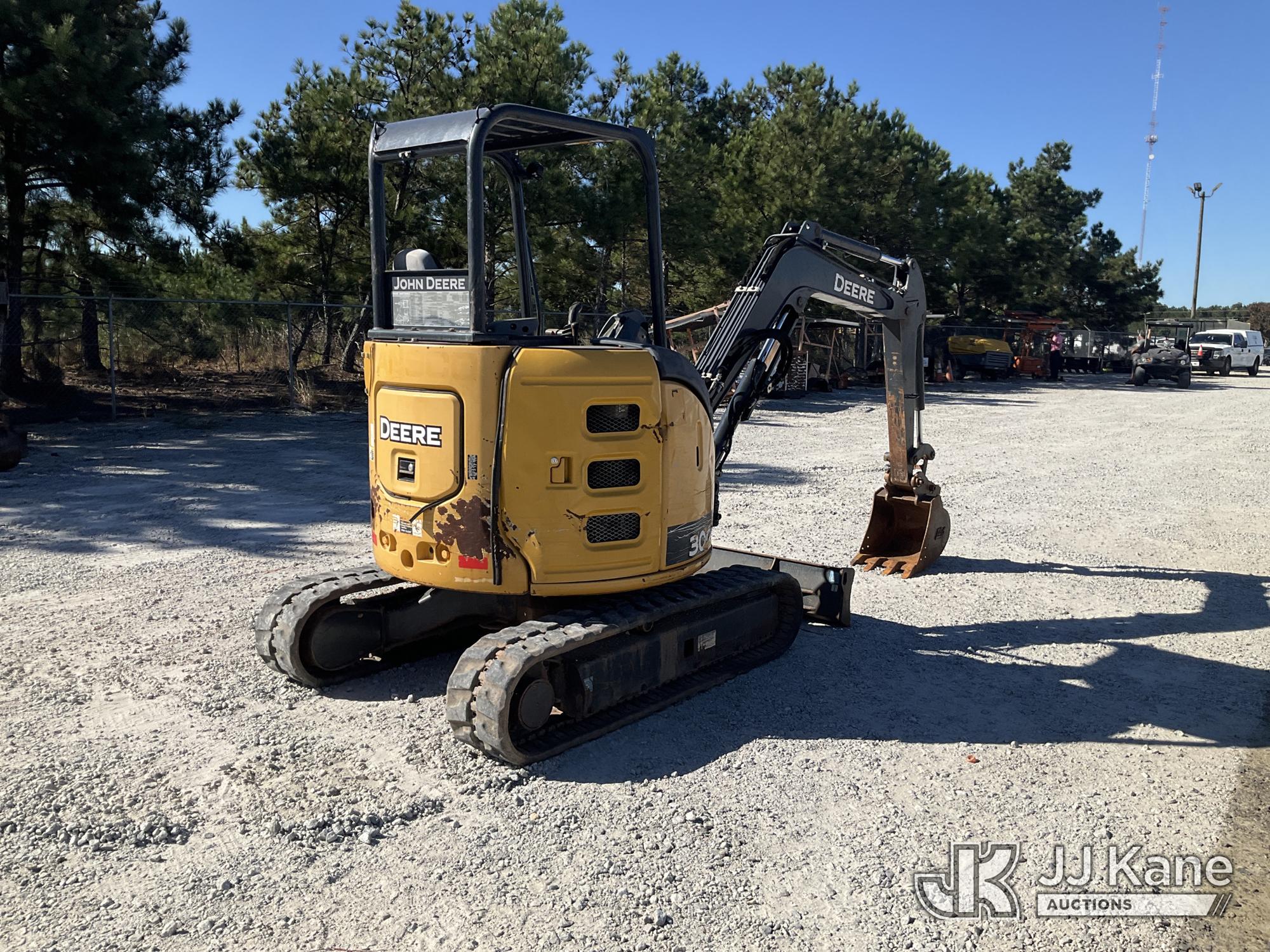 2018 John Deere 30G