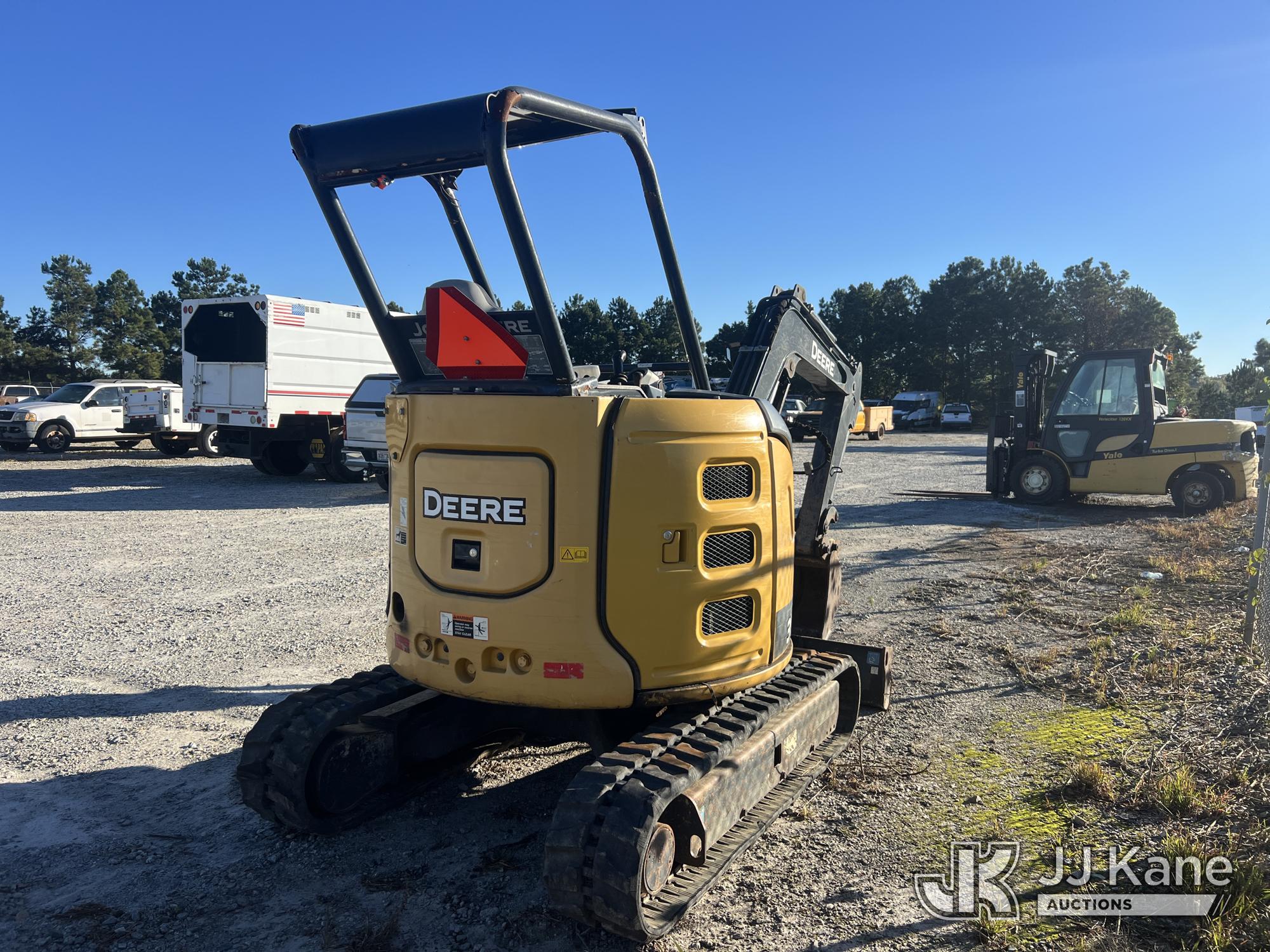 2018 John Deere 30G