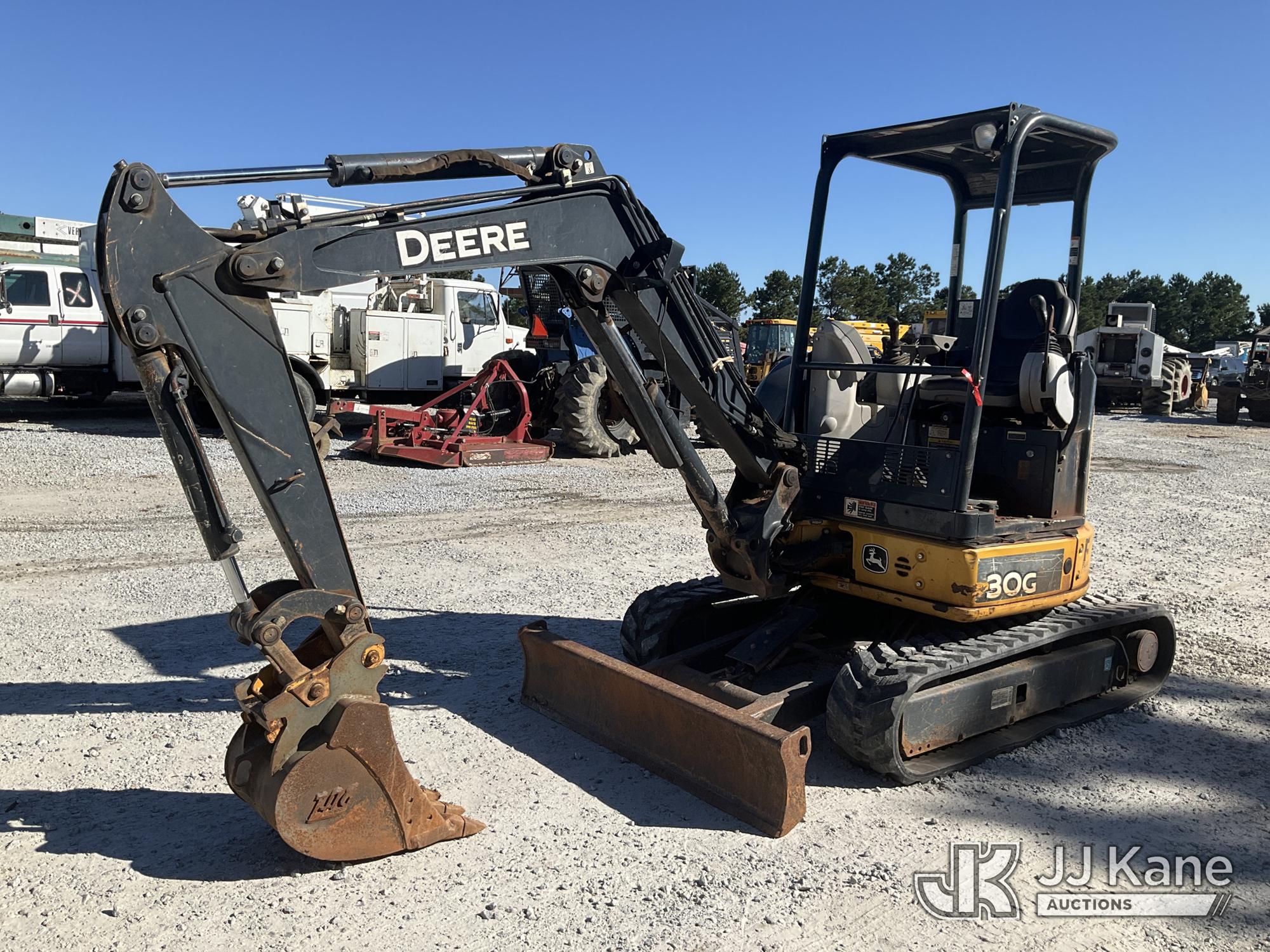 Photo of 2018 John Deere 30G