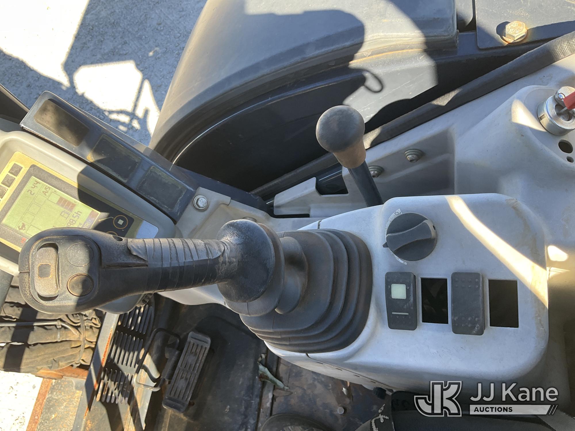 2018 John Deere 30G