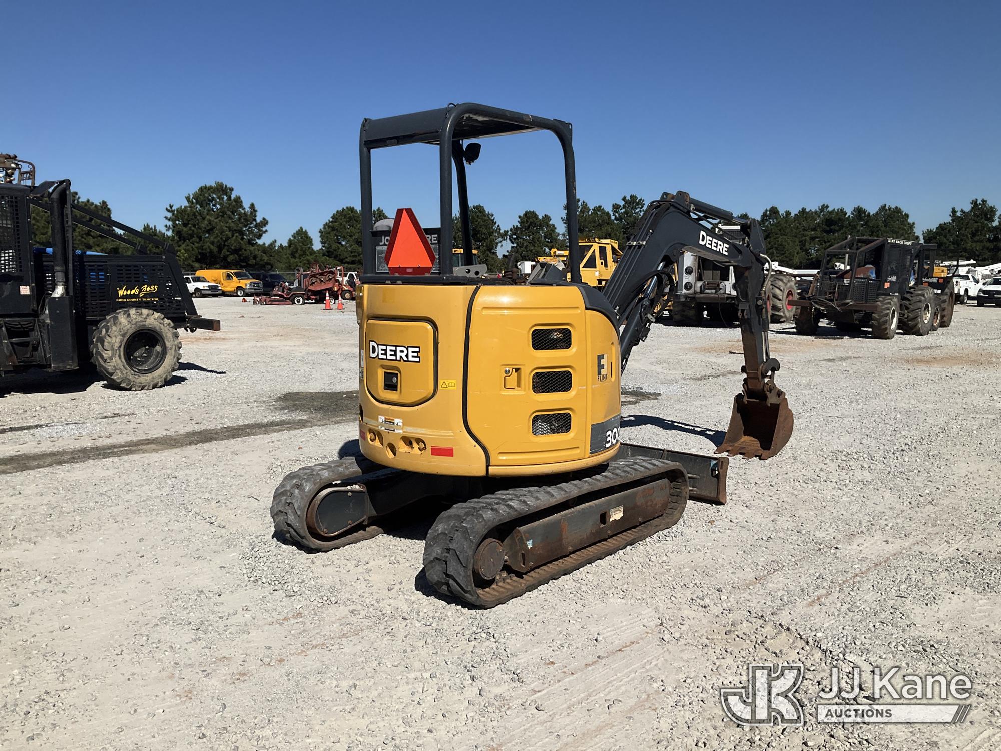 2019 John Deere 30G