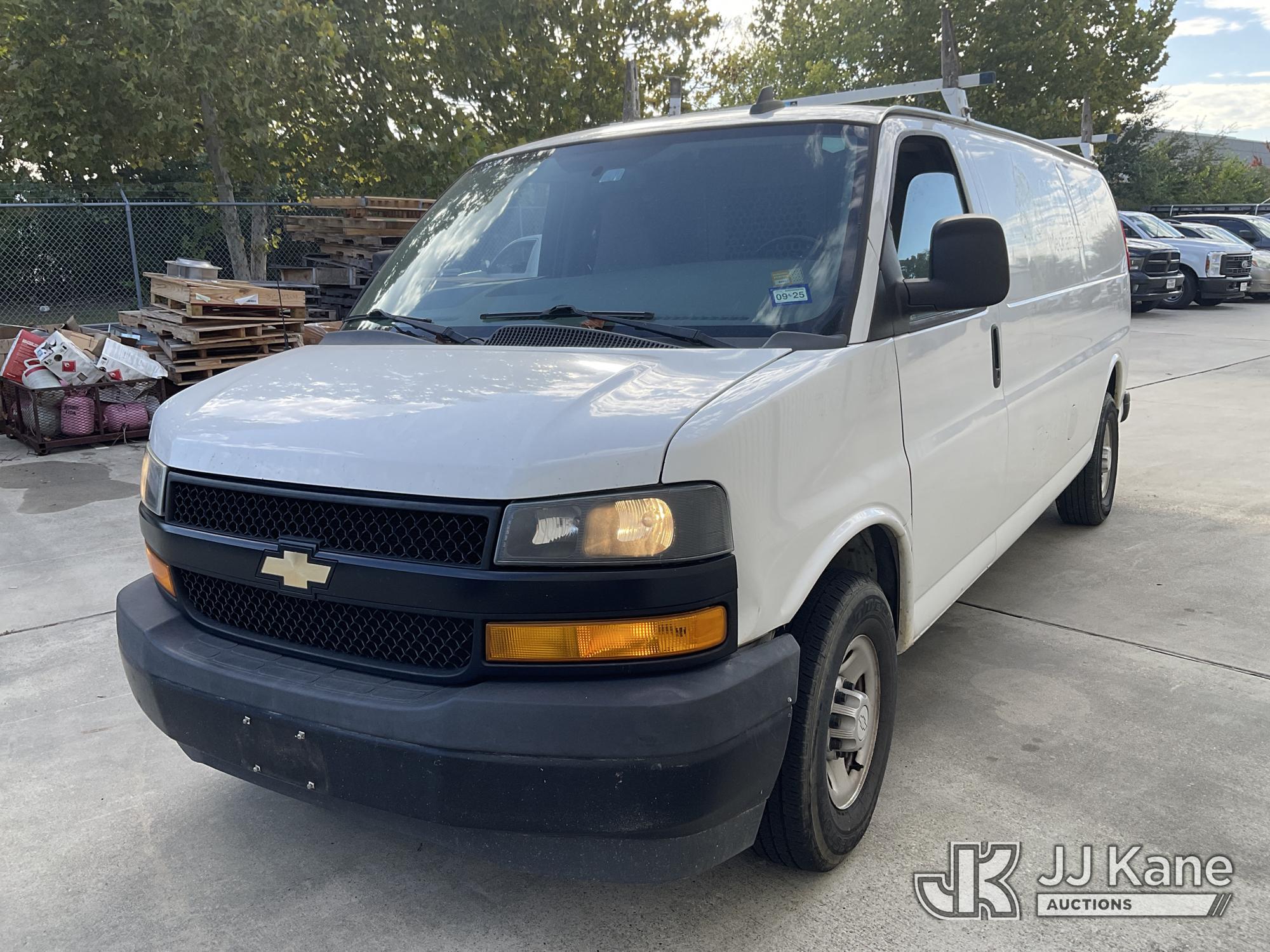 Photo of 2018 Chevrolet Express