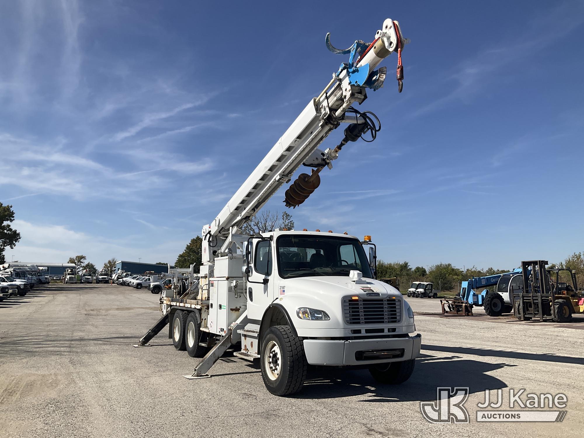 2015 Freightliner M2 106