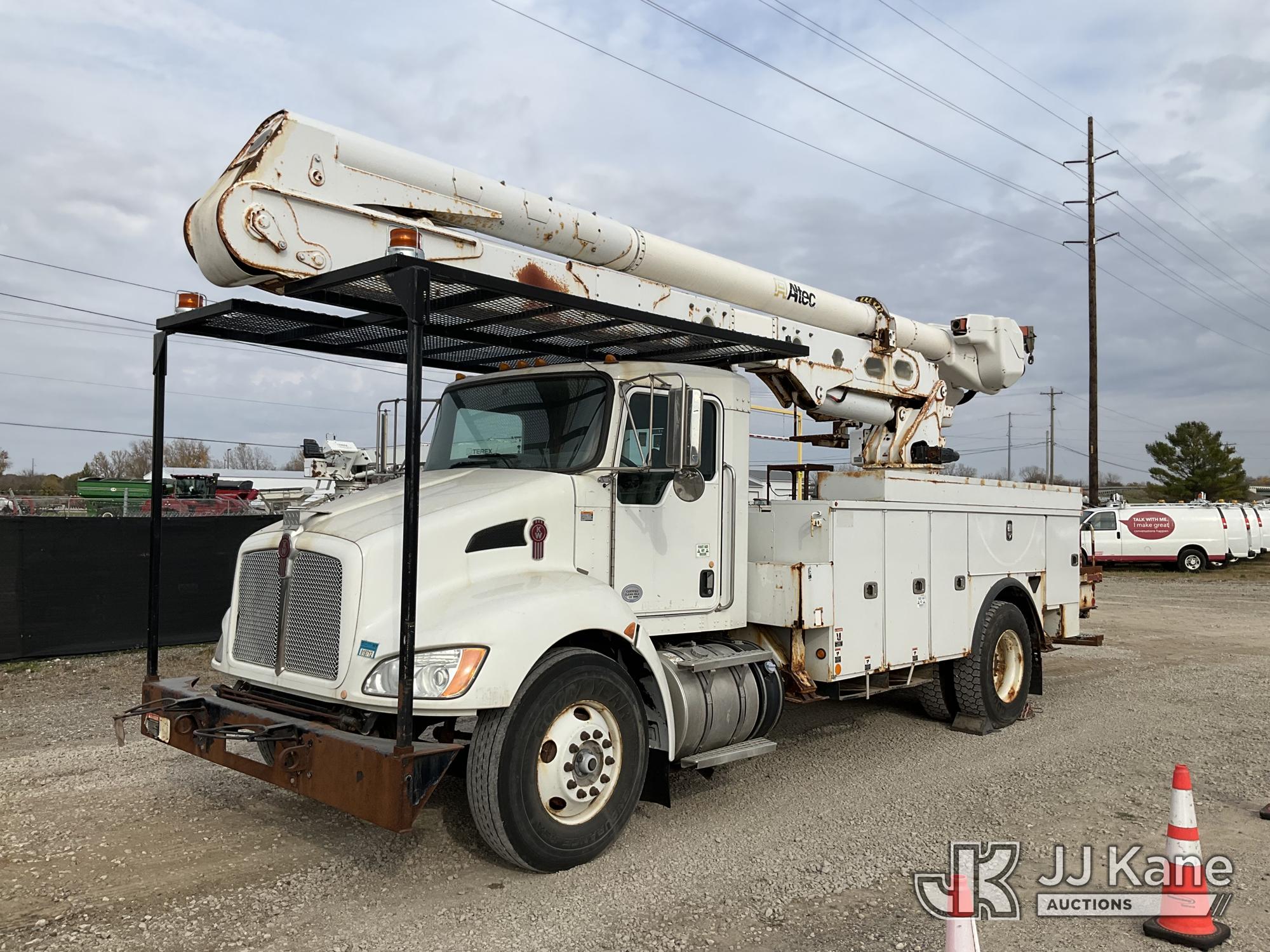 Altec AA55-MH Articulating Material Handling Bucket Truck On 2016 Kenworth T300 Utility Truck (1653184)