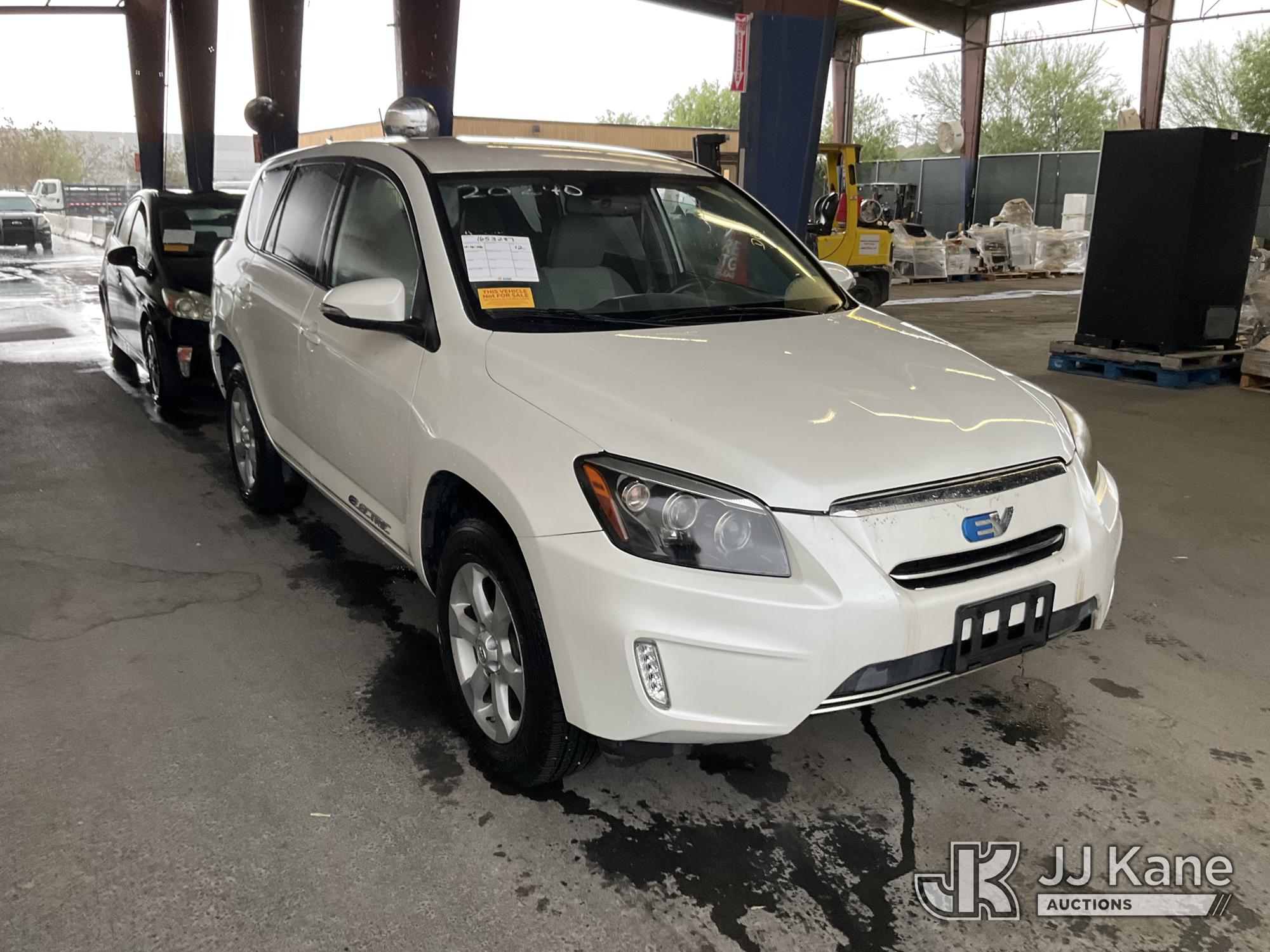 2012 Toyota RAV4 EV