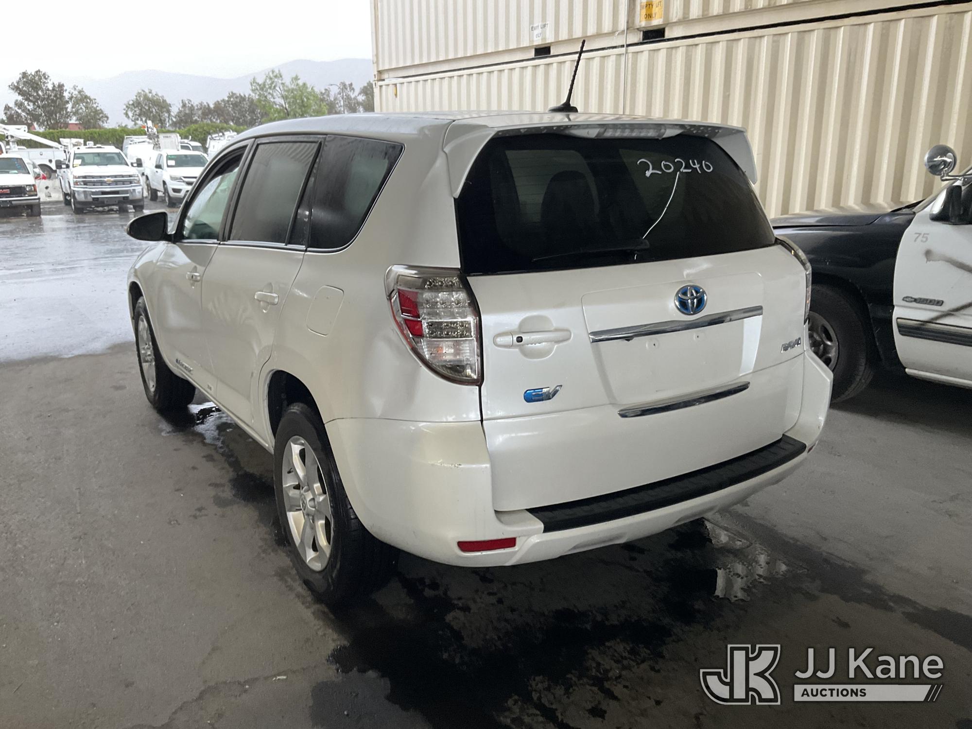2012 Toyota RAV4 EV