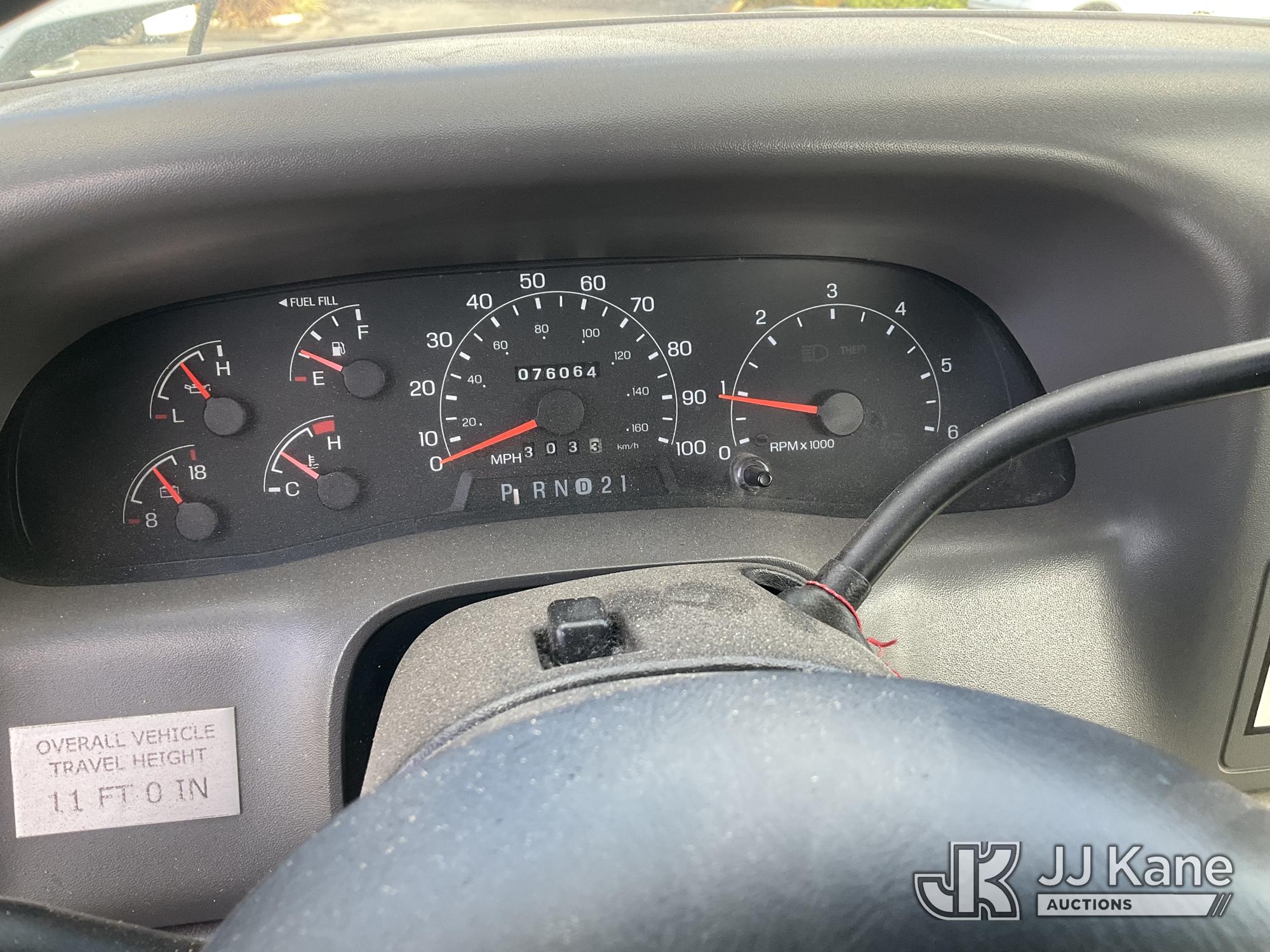 2001 Ford F-550