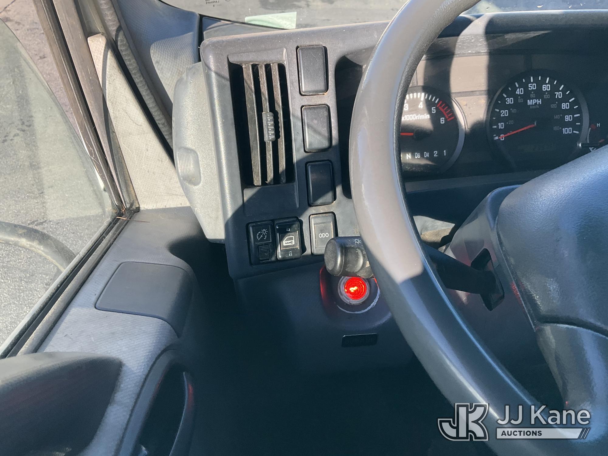 2013 Isuzu NPR HD