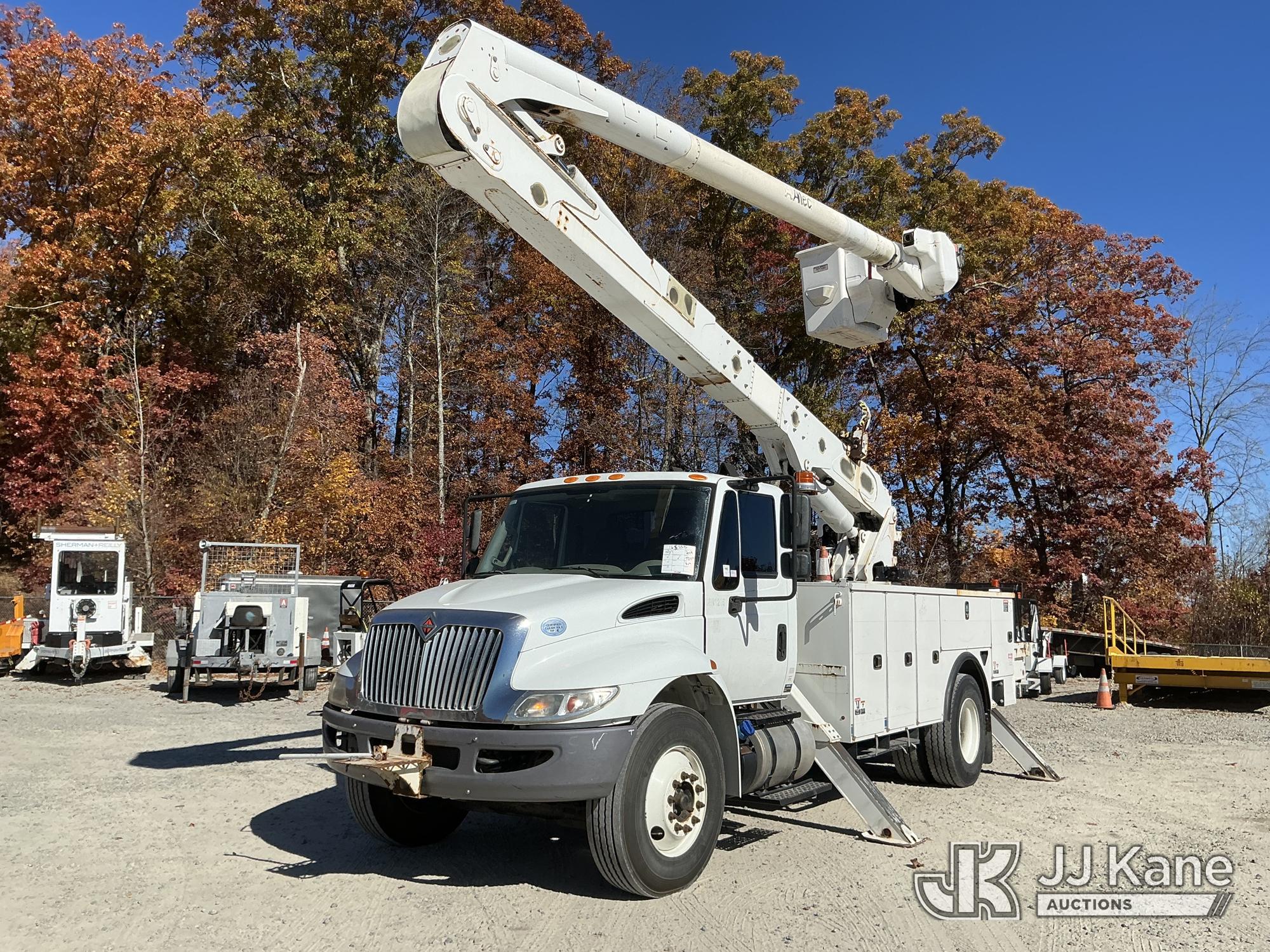 Altec AN755 Material Handling Bucket Truck On 2019 International 4300 Utility Truck (1653378)