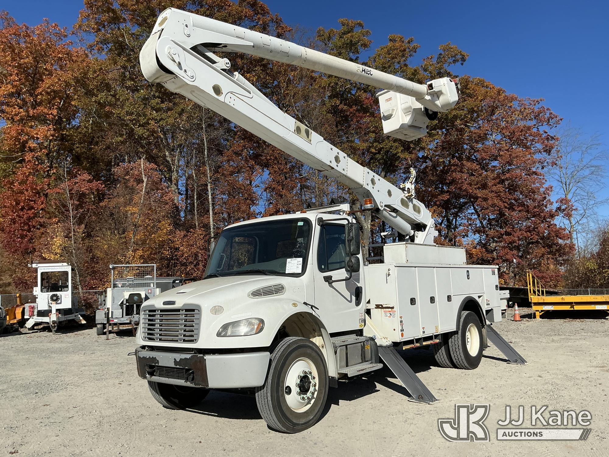 Altec AA55-MH Material Handling Bucket Truck On 2019 Freightliner M2 106 Utility Truck (1653387)