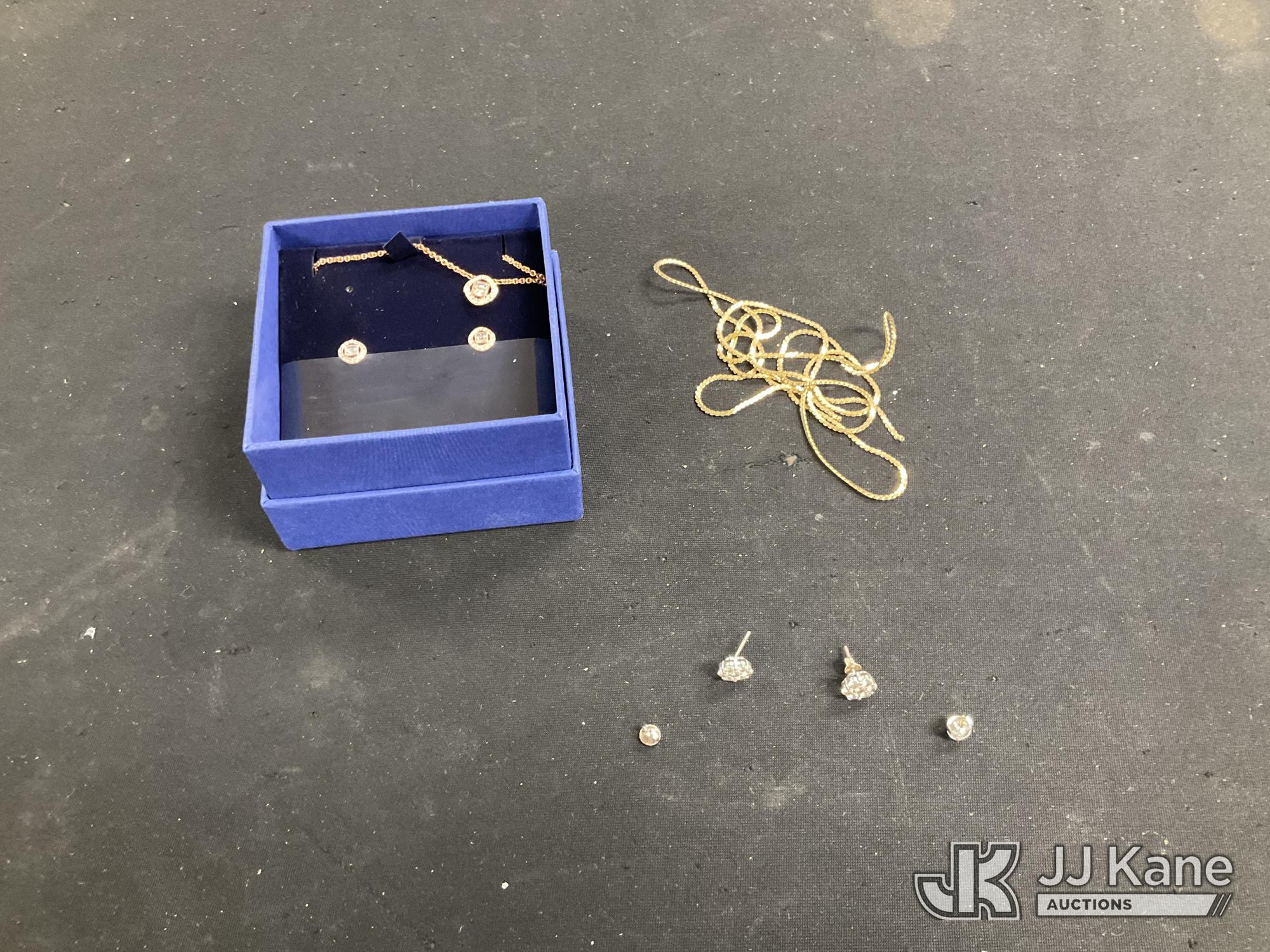 Jewelry (1653682)