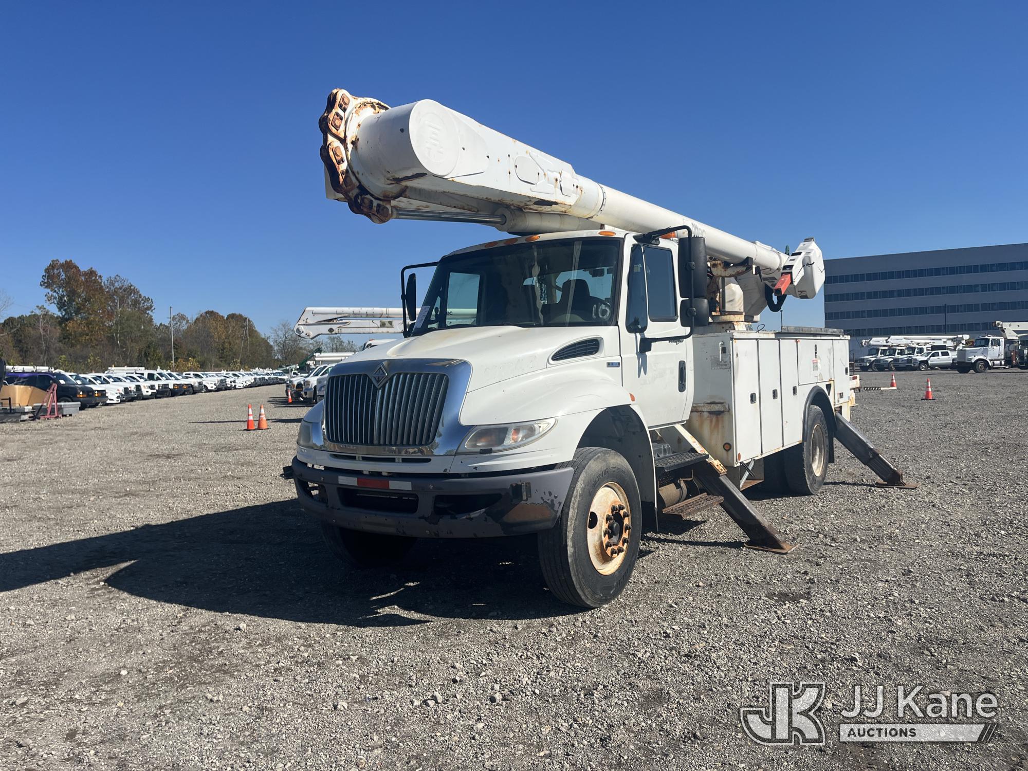 Altec AM55 Over-Center Material Handling Bucket Truck On 2009 International 4300 Utility Truck (1653732)